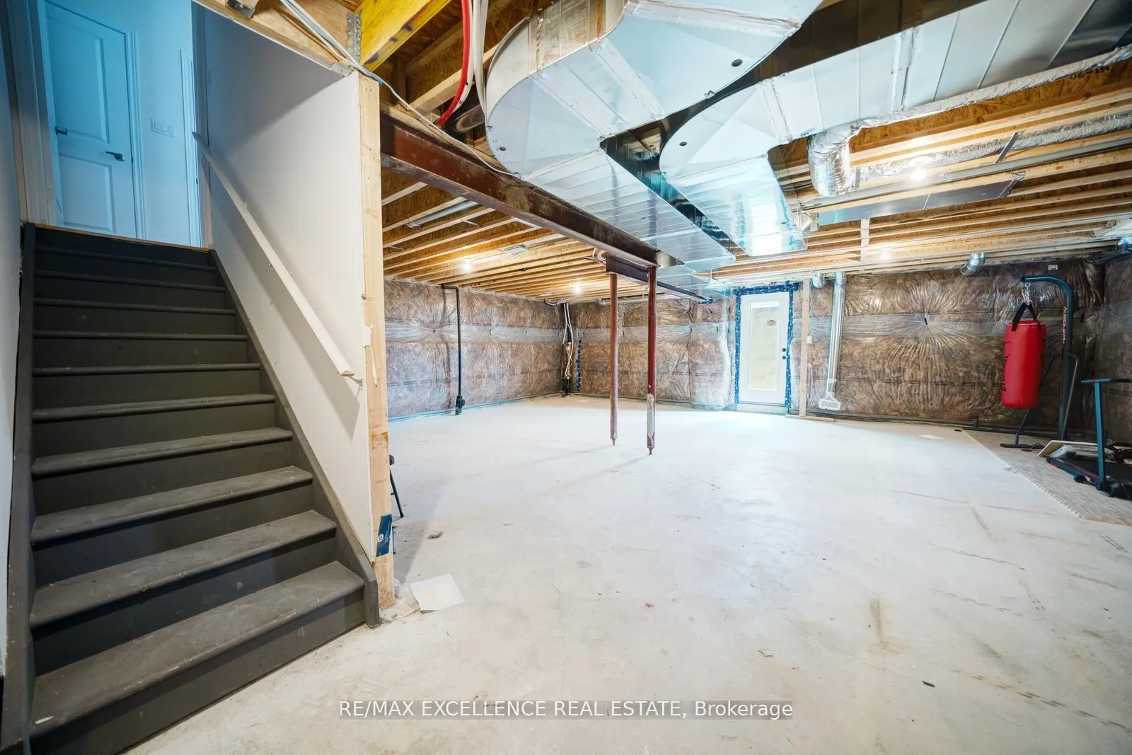 Photo 42 of 2085 Coppermine Street, Oshawa, Kedron — HOMEH