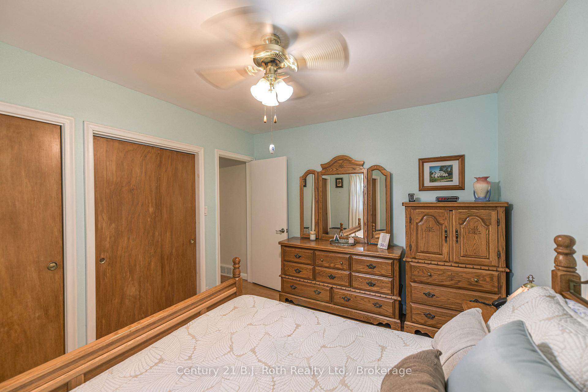 Photo 19 of 262 Lawrence Avenue, Orillia — HOMEH