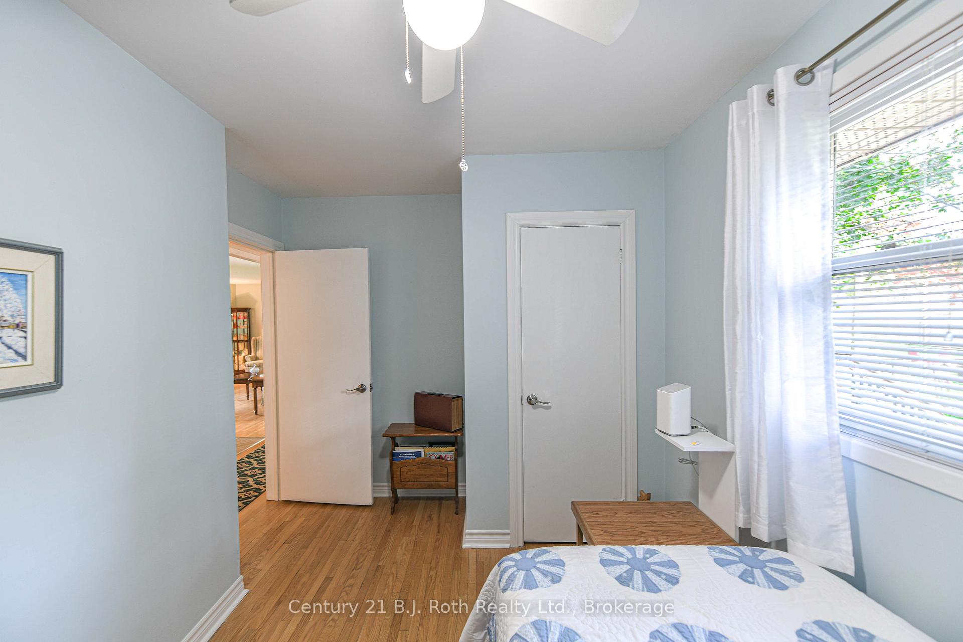 Photo 22 of 262 Lawrence Avenue, Orillia — HOMEH