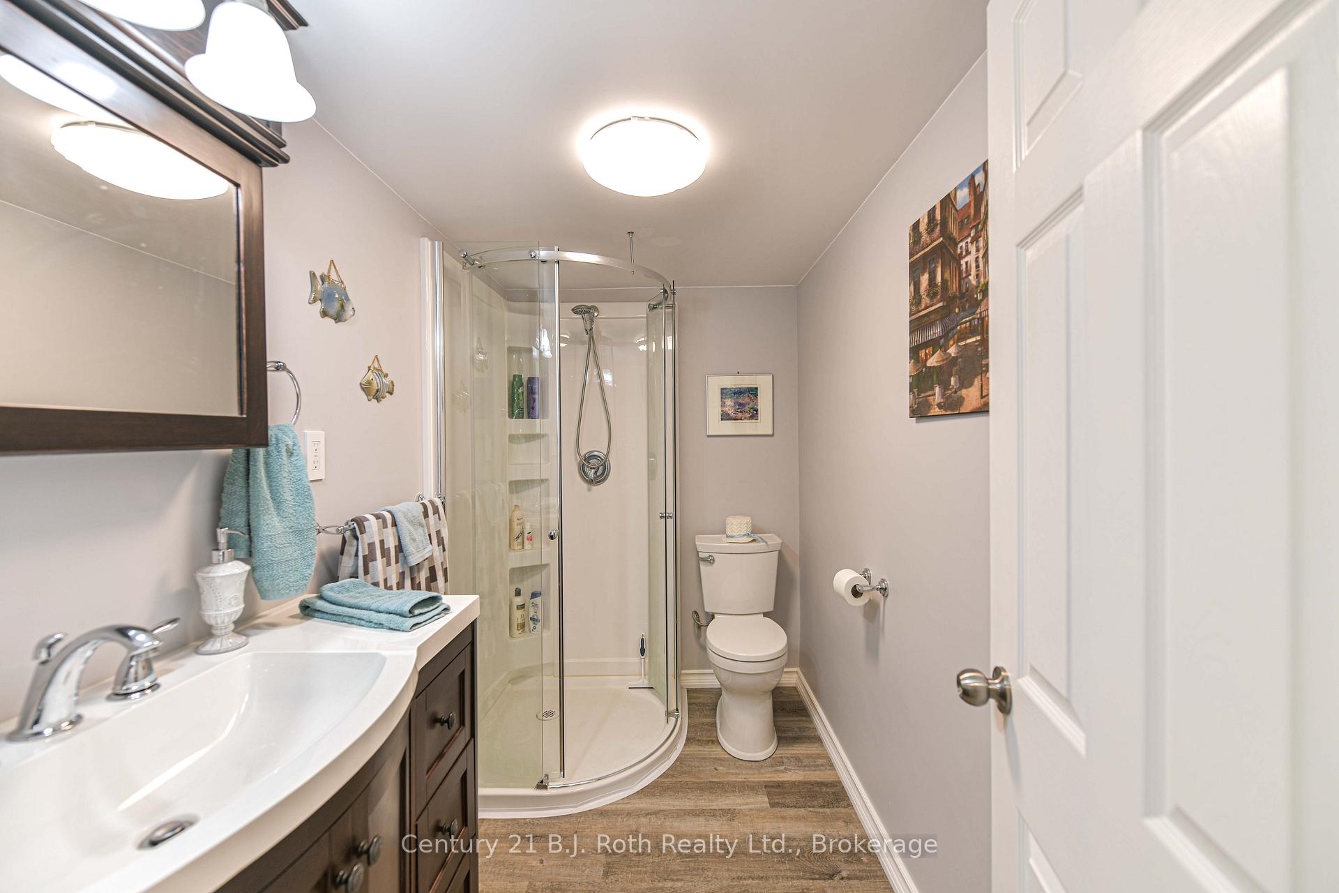 Photo 34 of 262 Lawrence Avenue, Orillia — HOMEH