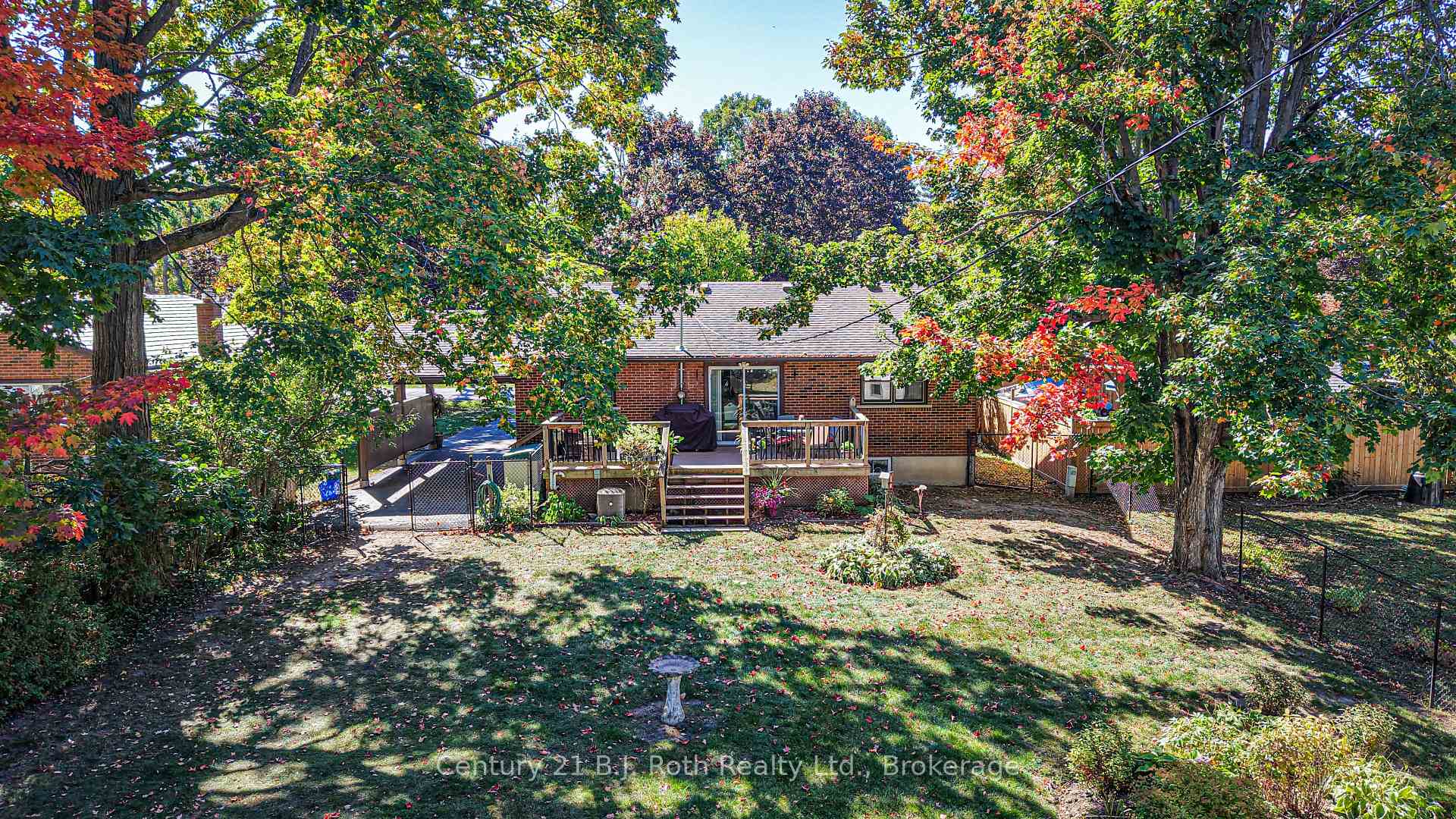 Photo 42 of 262 Lawrence Avenue, Orillia — HOMEH