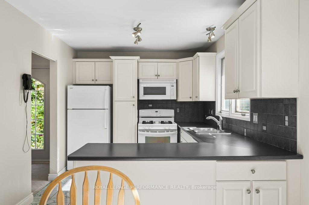 Photo 16 of 1777 Calumet Lane, Ottawa, Convent Glen South — HOMEH