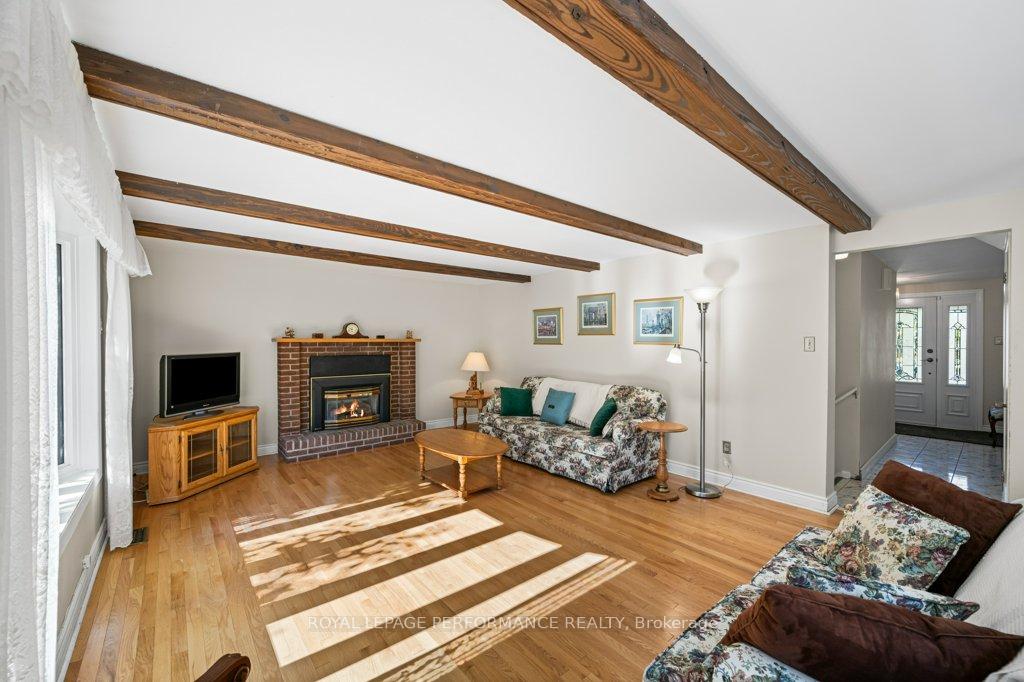 Photo 22 of 1777 Calumet Lane, Ottawa, Convent Glen South — HOMEH