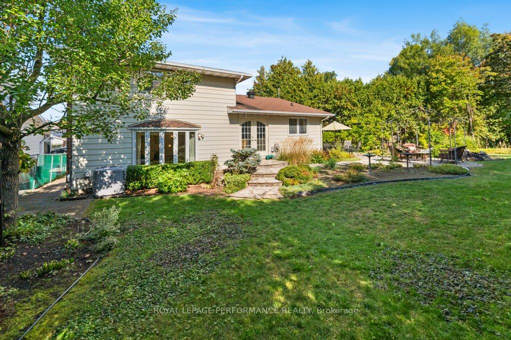 Photo 36 of 1777 Calumet Lane, Ottawa, Convent Glen South — HOMEH