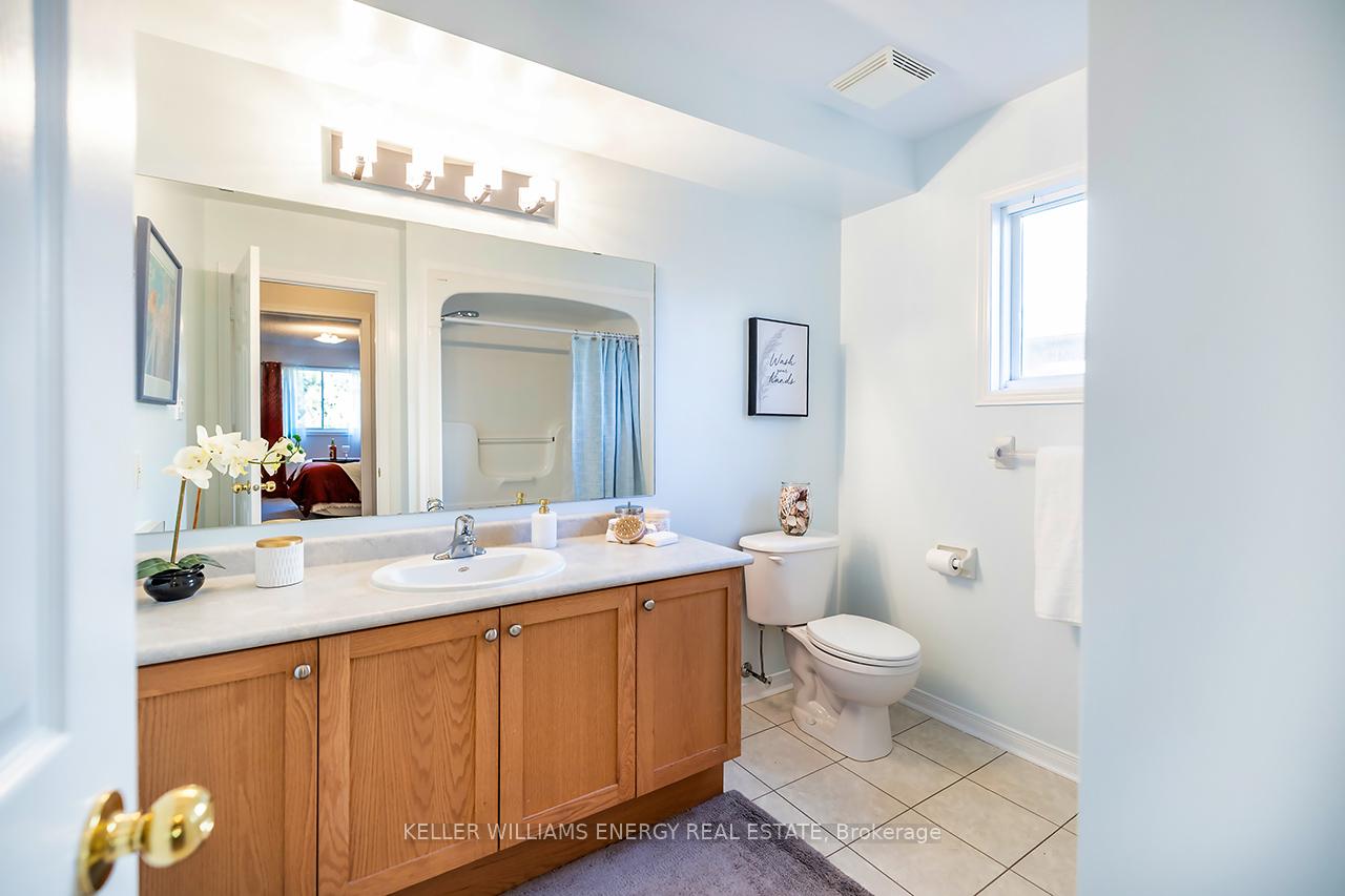 Photo 20 of 1210 Ormond Drive, Oshawa, Samac — HOMEH