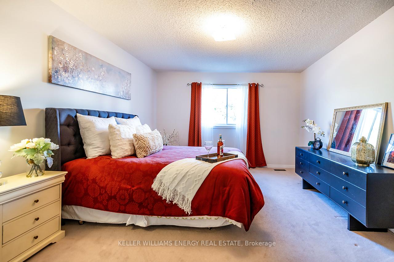 Photo 24 of 1210 Ormond Drive, Oshawa, Samac — HOMEH