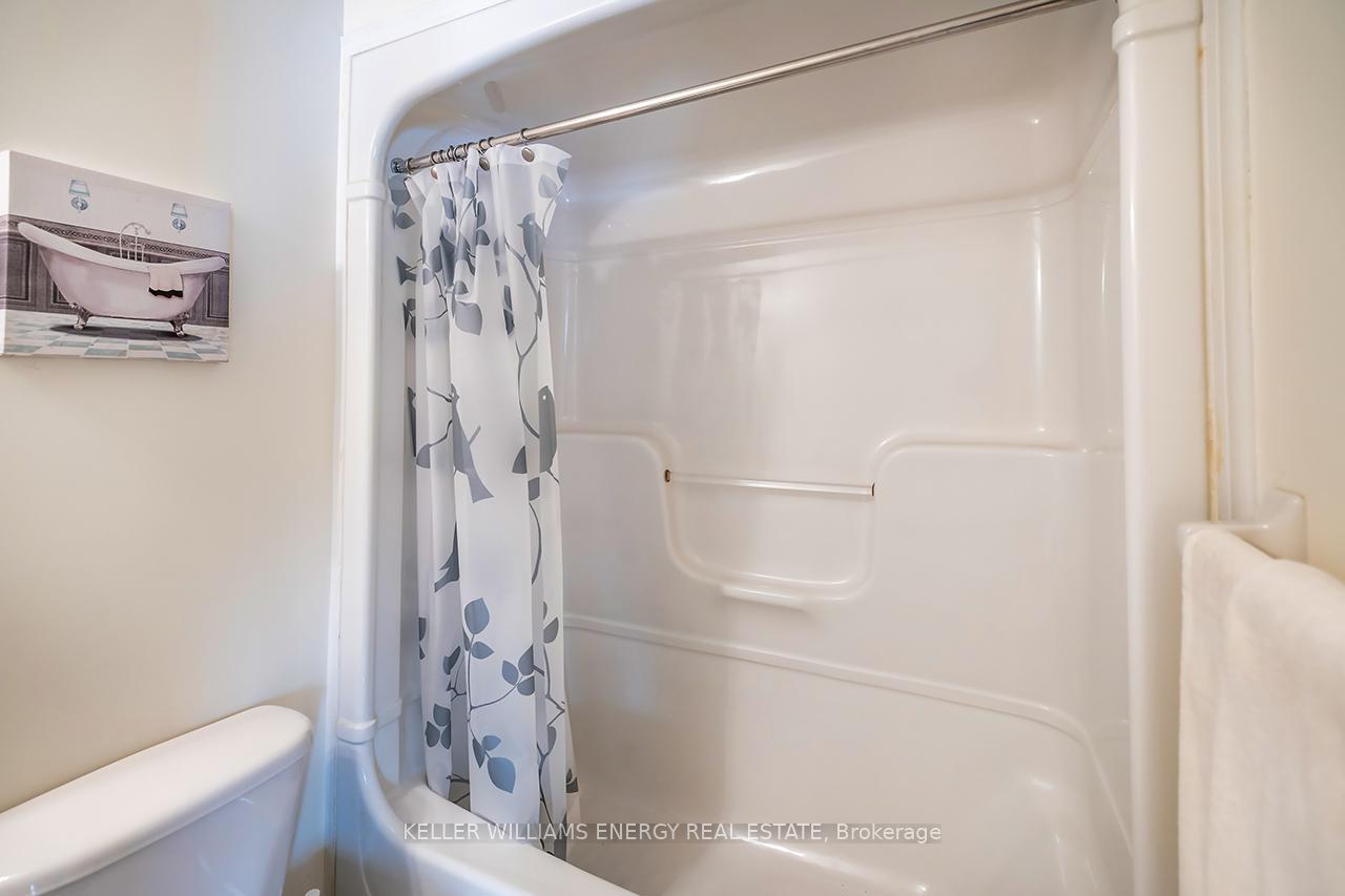 Photo 33 of 1210 Ormond Drive, Oshawa, Samac — HOMEH