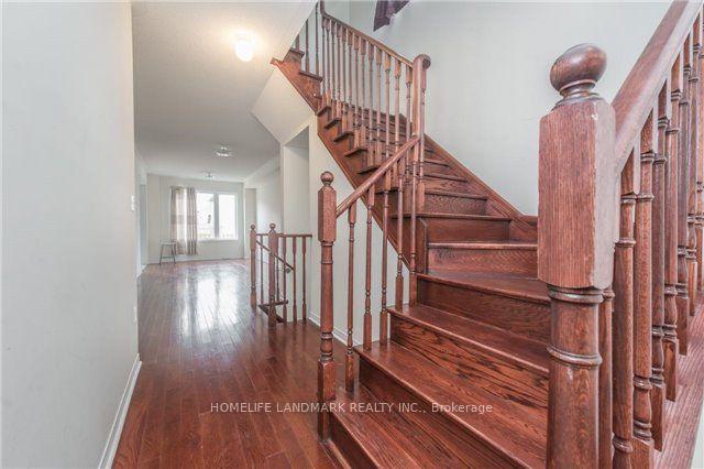 Photo 4 of 27 Trinco Way, Markham, Cedarwood — HOMEH