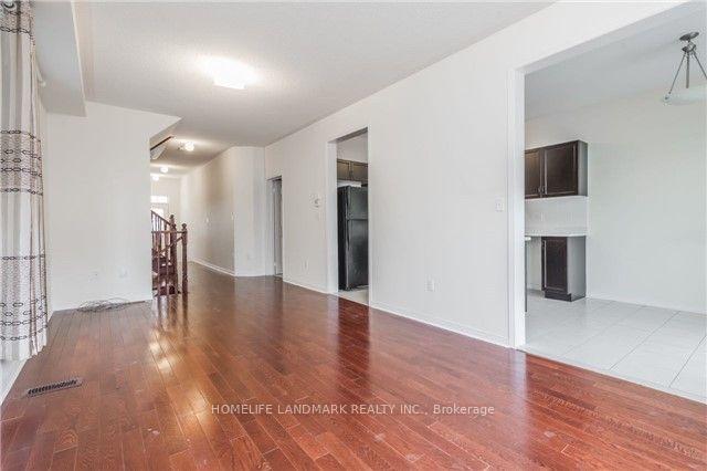 Photo 7 of 27 Trinco Way, Markham, Cedarwood — HOMEH
