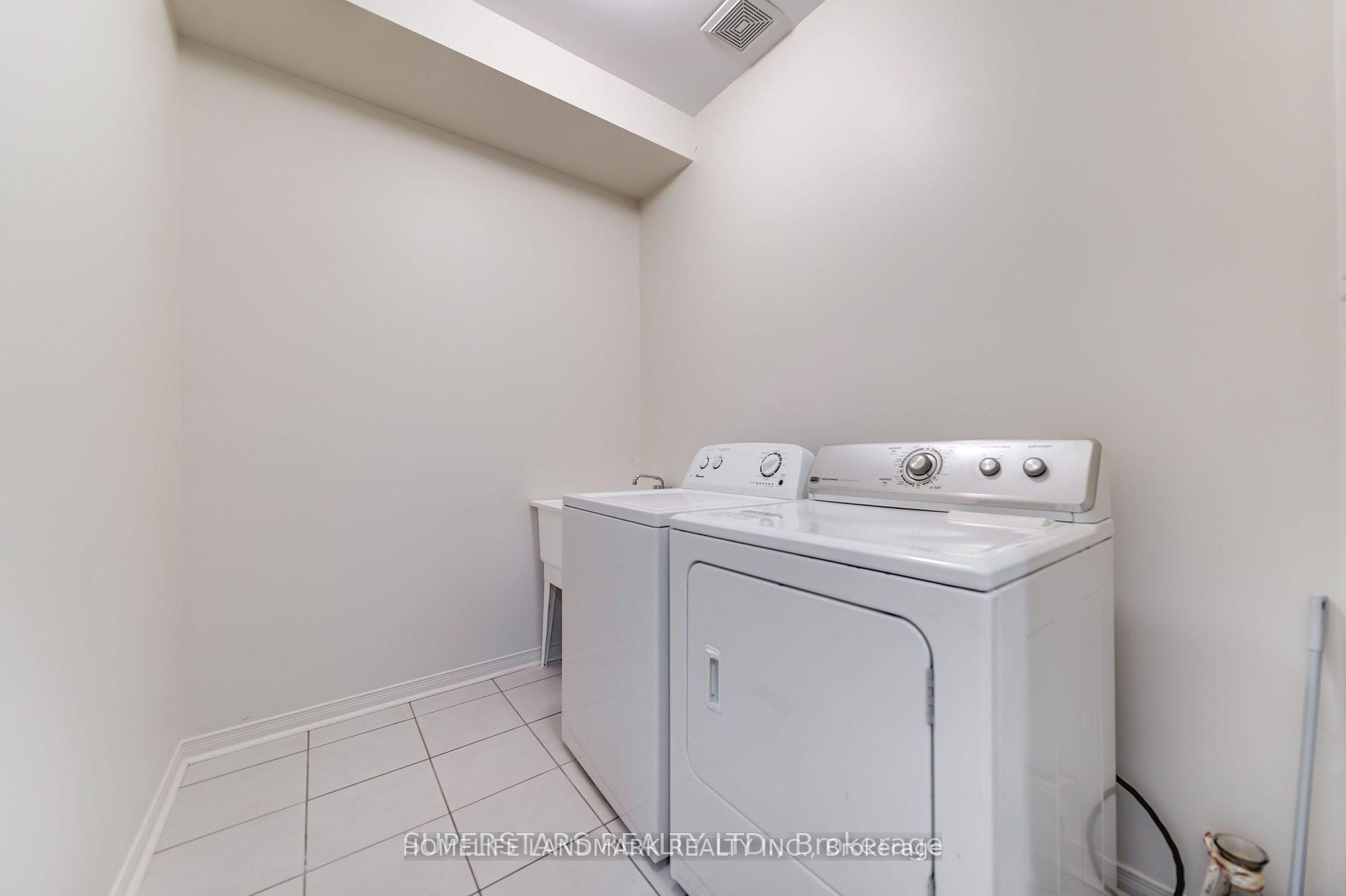 Photo 9 of 27 Trinco Way, Markham, Cedarwood — HOMEH