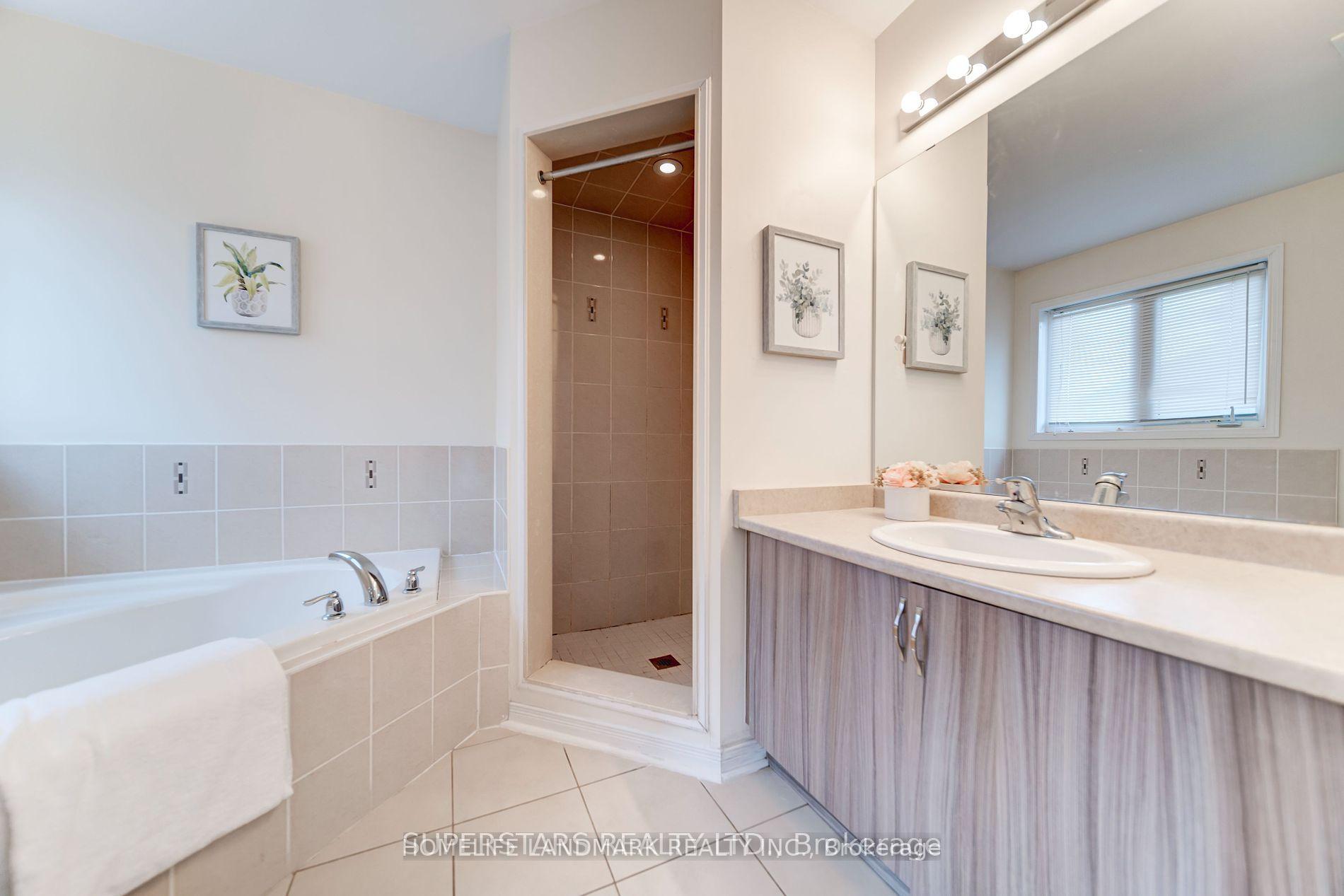Photo 11 of 27 Trinco Way, Markham, Cedarwood — HOMEH