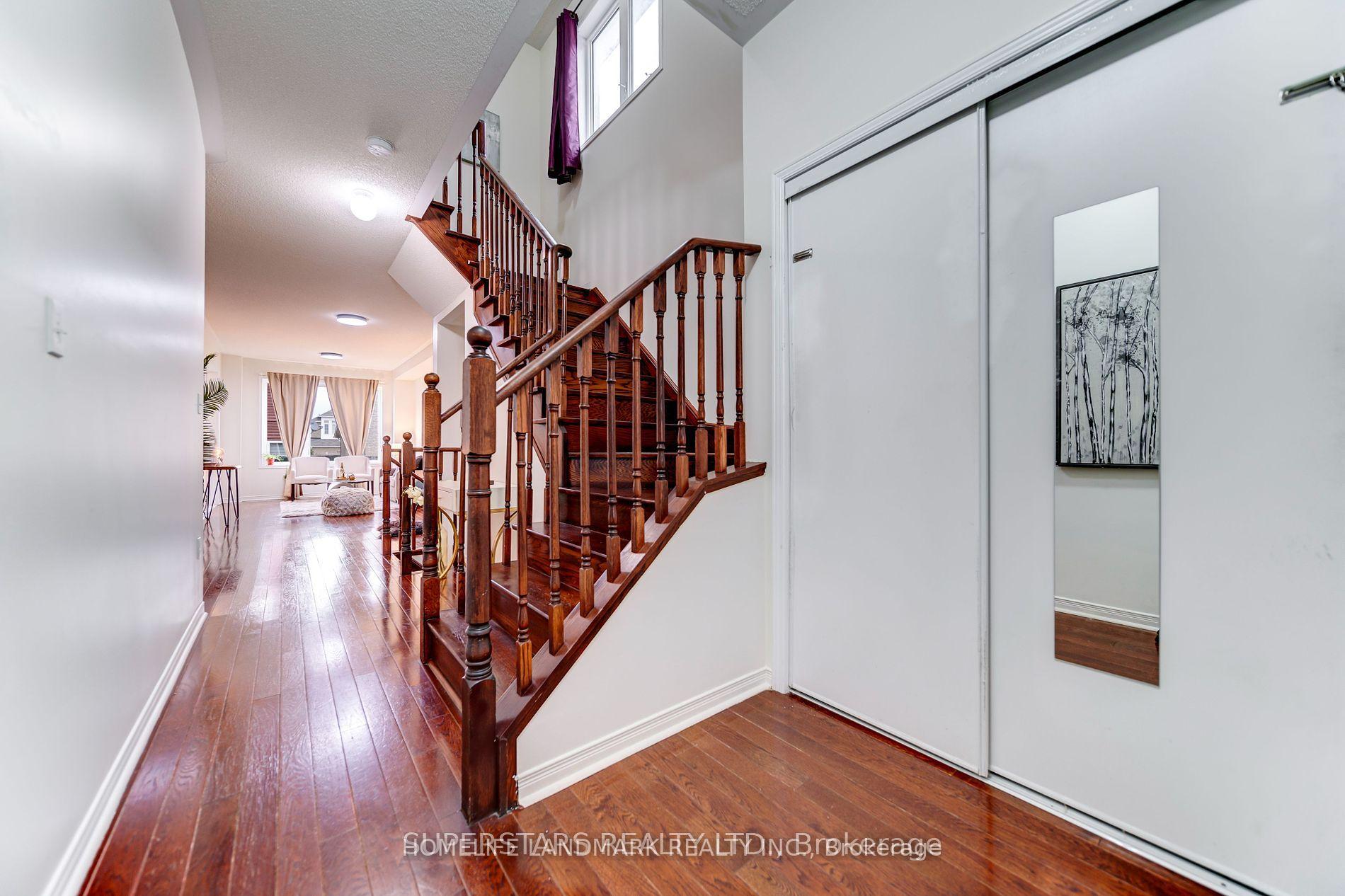 Photo 17 of 27 Trinco Way, Markham, Cedarwood — HOMEH