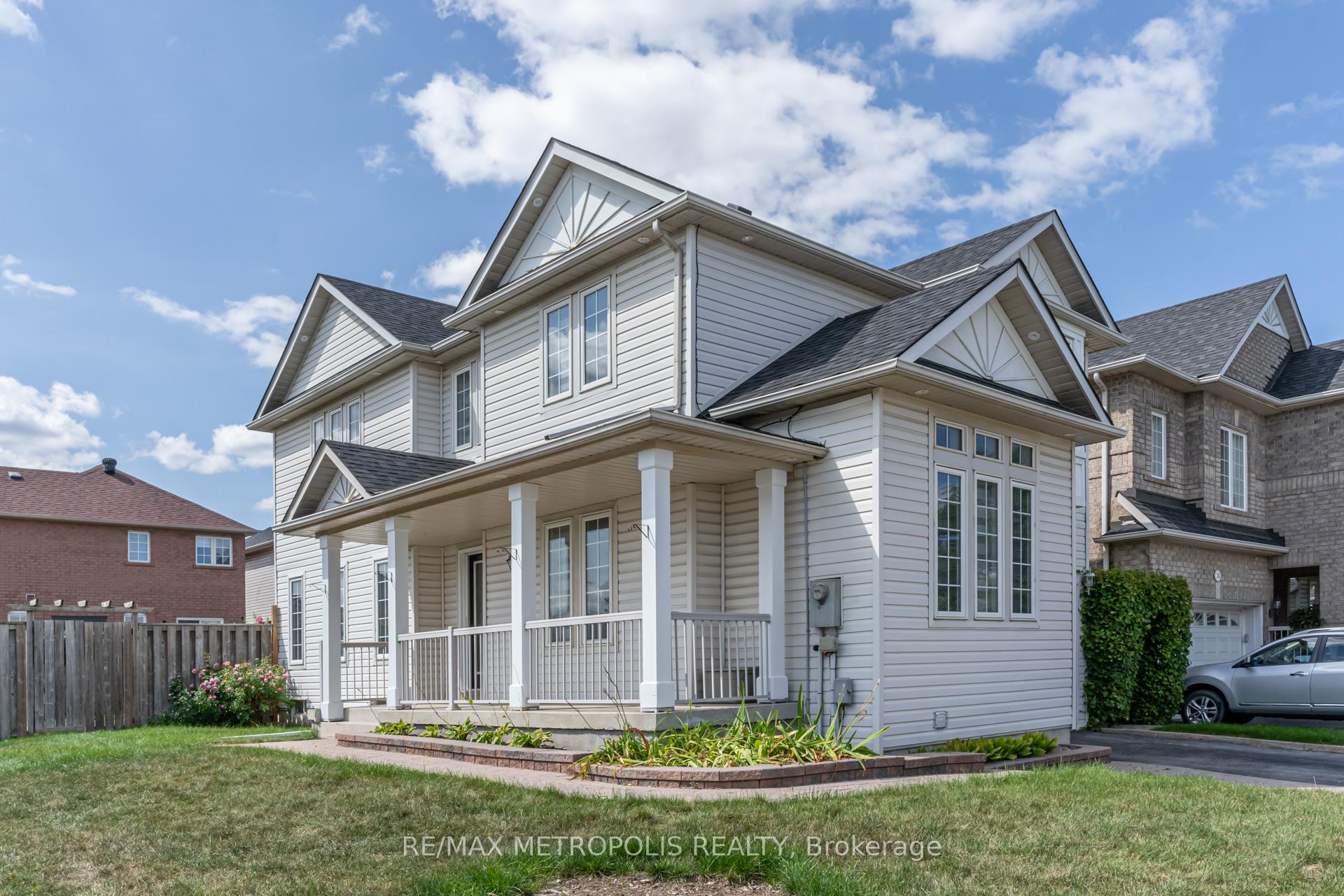 Photo 26 of Unit Upper, 24 Babcock Crescent, Milton, Dempsey — HOMEH