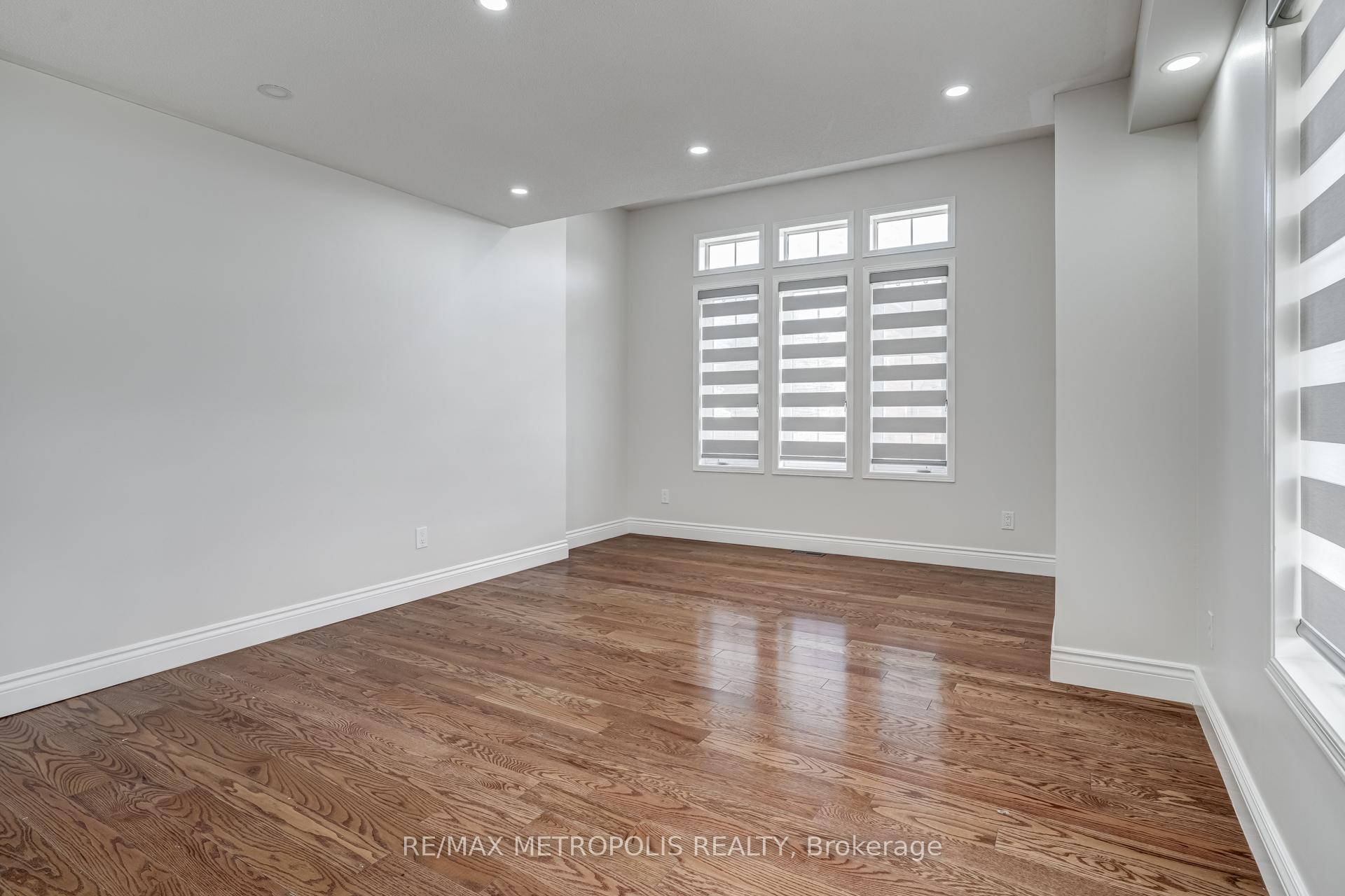 Photo 27 of Unit Upper, 24 Babcock Crescent, Milton, Dempsey — HOMEH