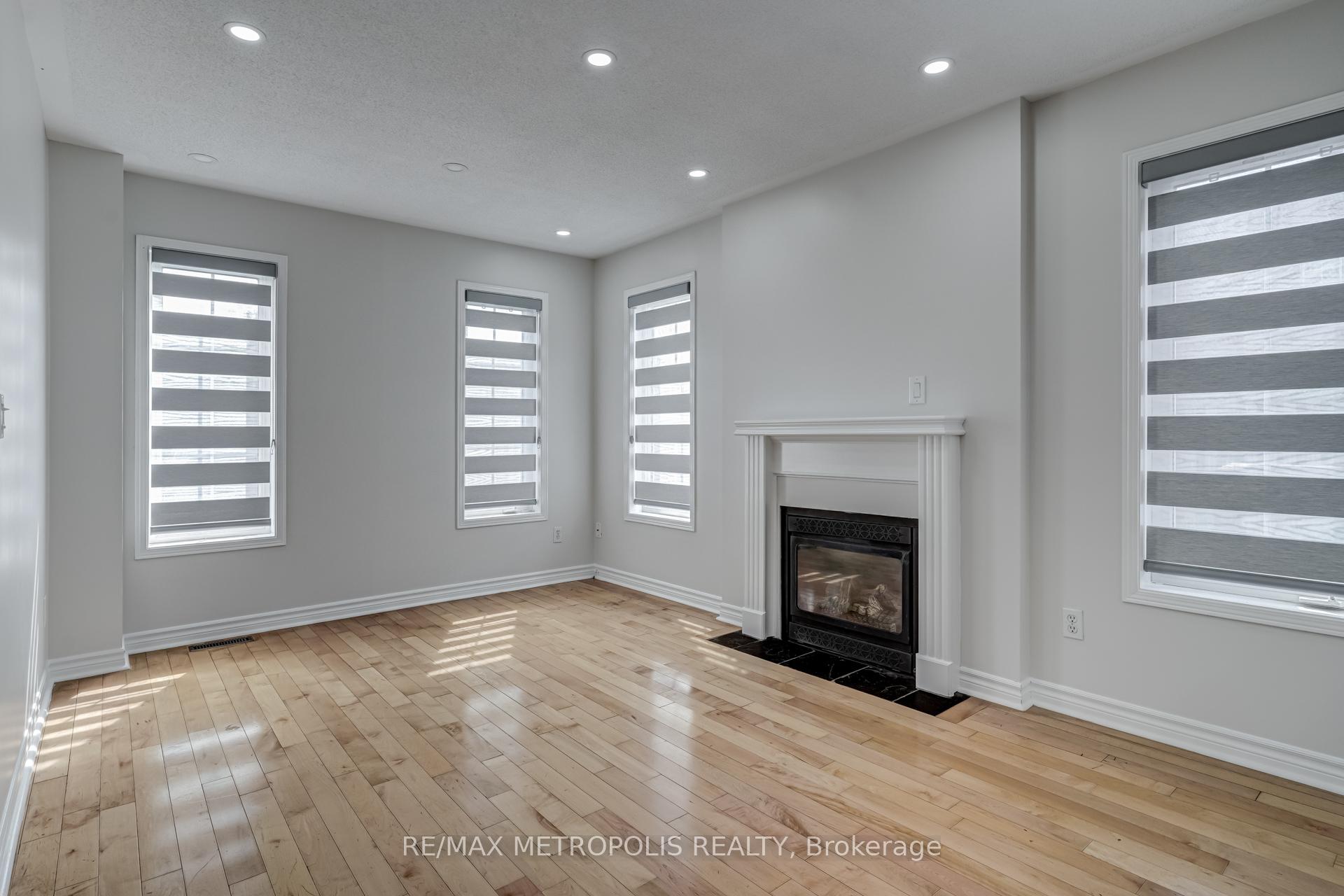 Photo 11 of Unit Upper, 24 Babcock Crescent, Milton, Dempsey — HOMEH