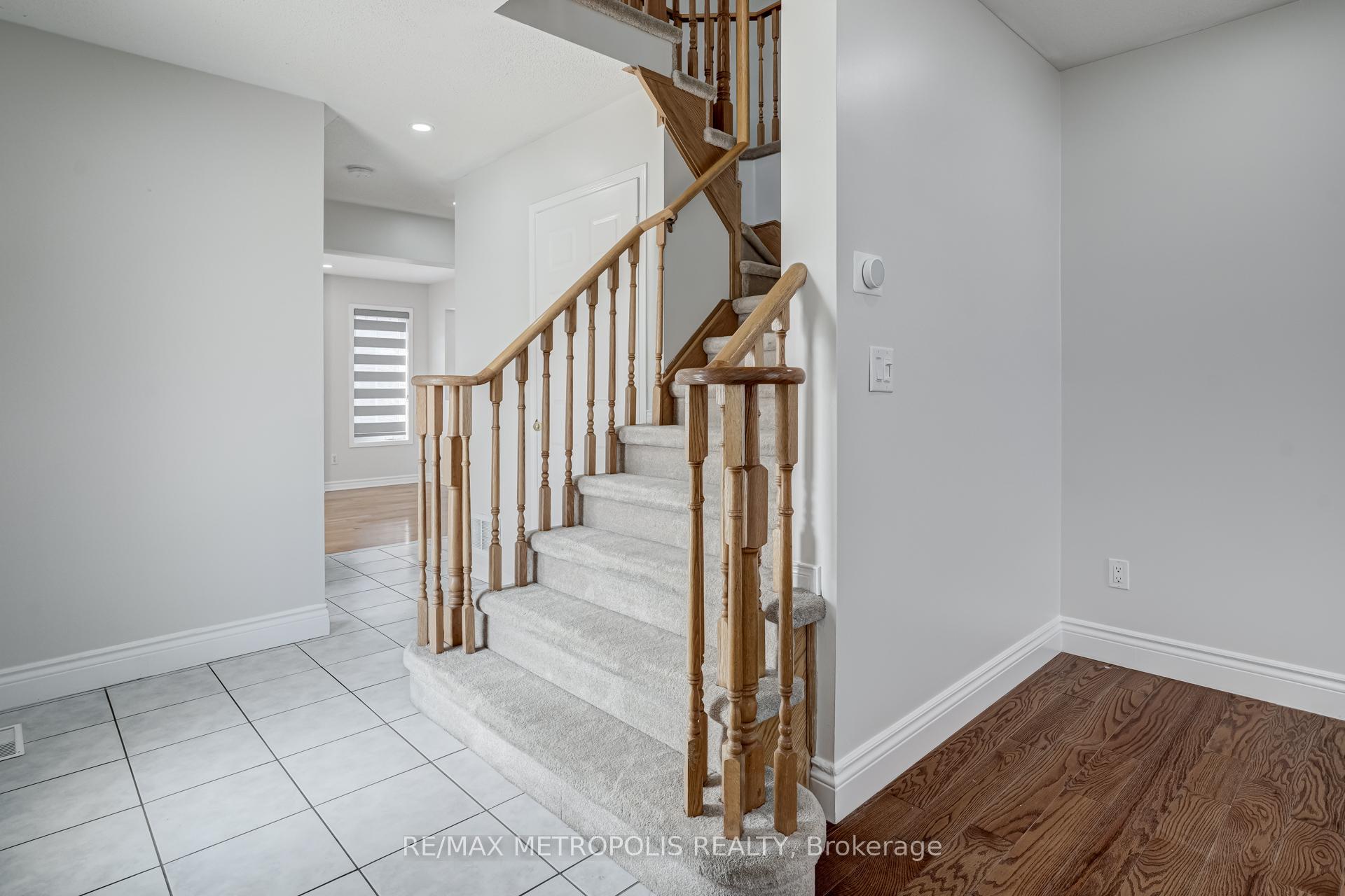 Photo 28 of Unit Upper, 24 Babcock Crescent, Milton, Dempsey — HOMEH