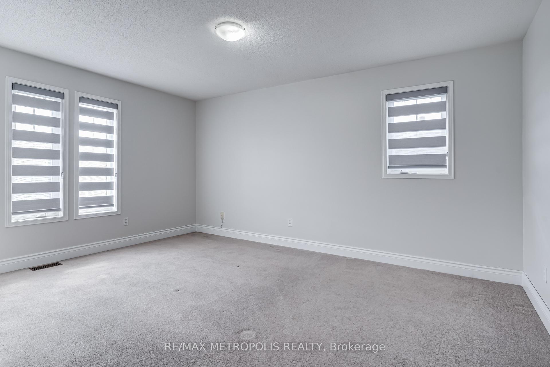 Photo 25 of Unit Upper, 24 Babcock Crescent, Milton, Dempsey — HOMEH