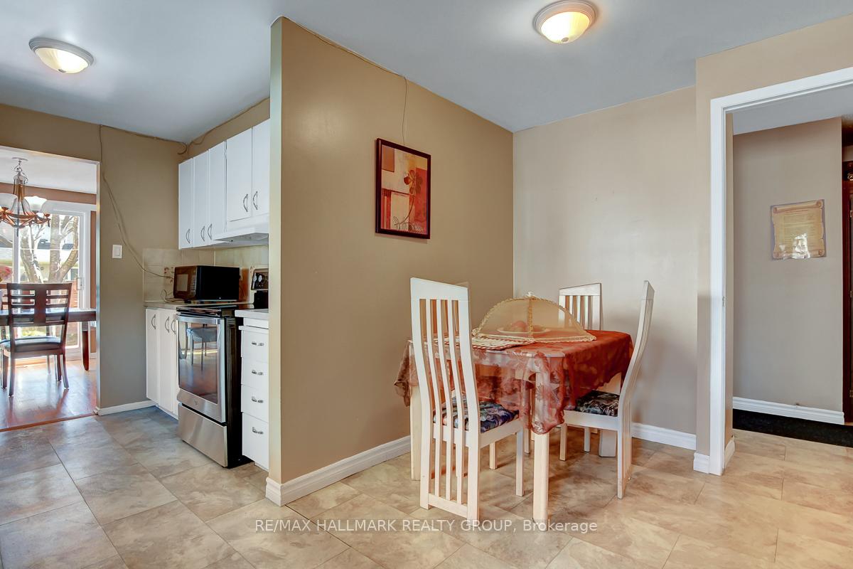 Photo 8 of 6078 Rivercrest Drive, Ottawa, Chapel Hill — HOMEH