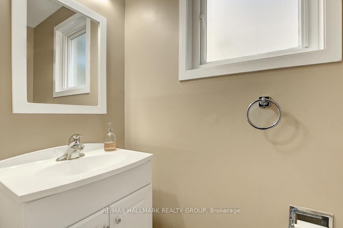 Photo 13 of 6078 Rivercrest Drive, Ottawa, Chapel Hill — HOMEH