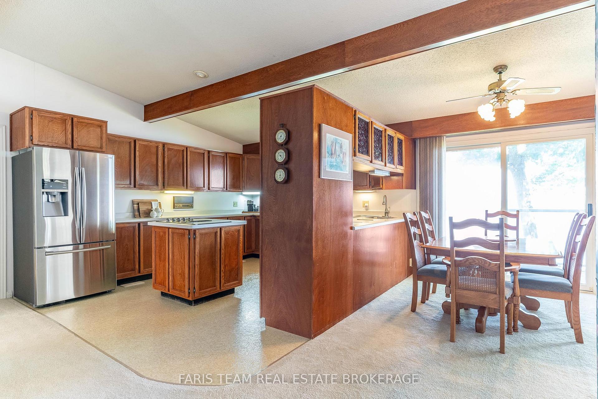 Photo 7 of 1 Southwood Circle, Orillia — HOMEH