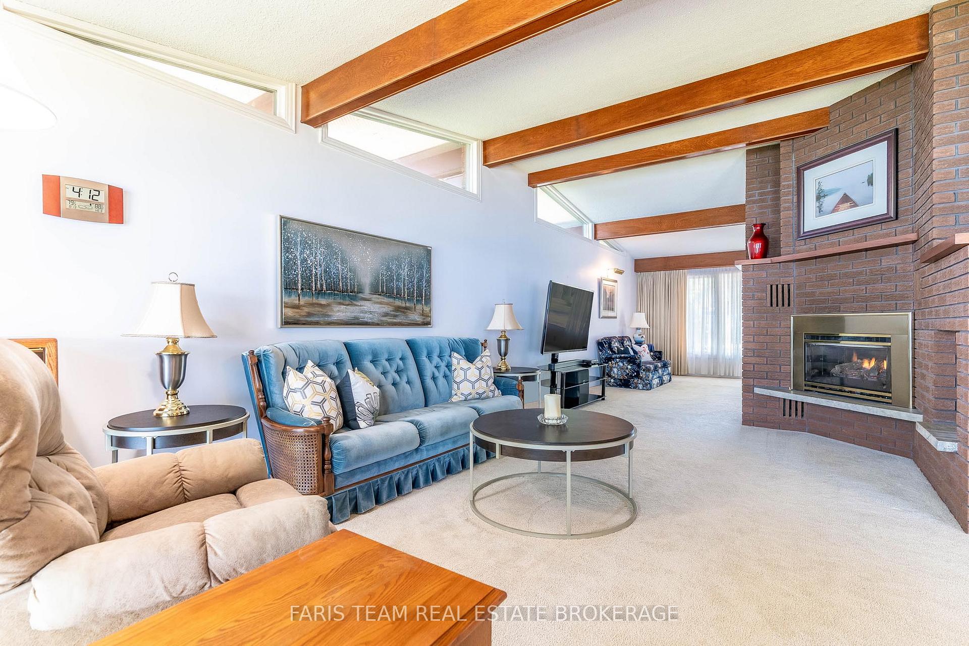 Photo 13 of 1 Southwood Circle, Orillia — HOMEH