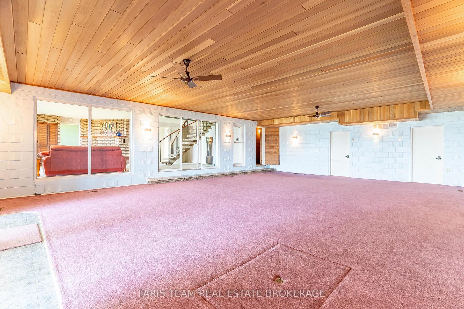 Photo 28 of 1 Southwood Circle, Orillia — HOMEH