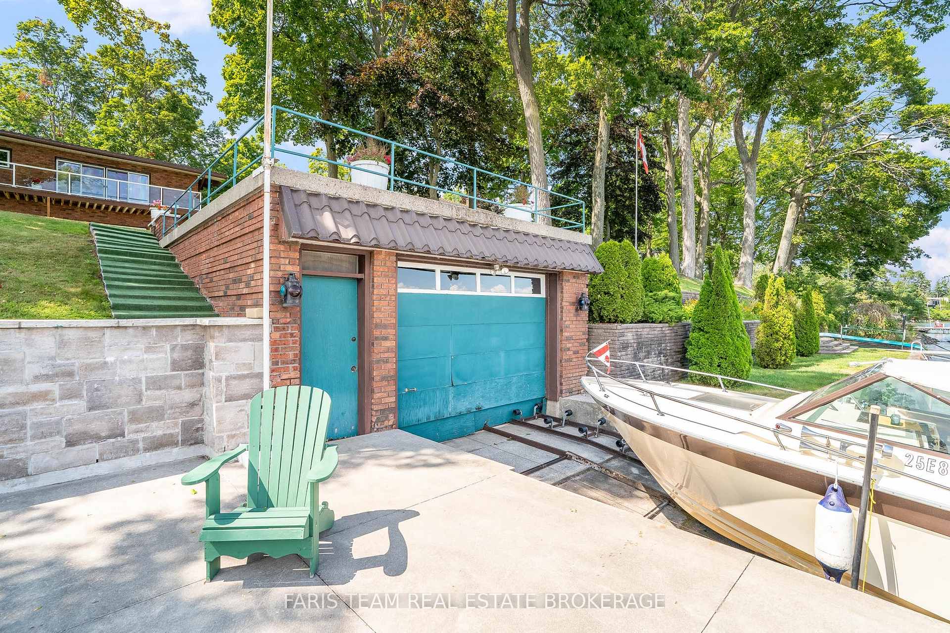Photo 43 of 1 Southwood Circle, Orillia — HOMEH