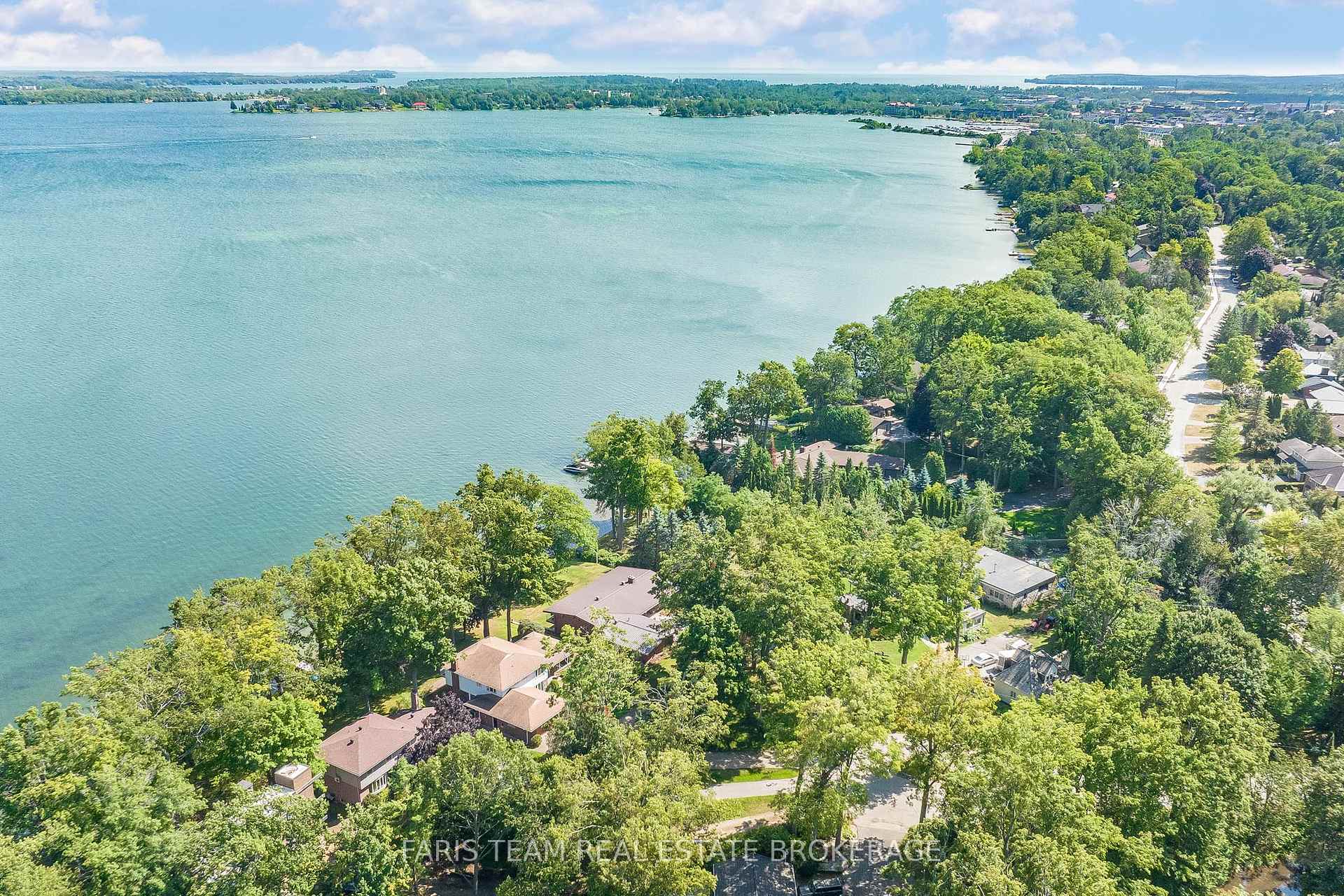 Photo 47 of 1 Southwood Circle, Orillia — HOMEH