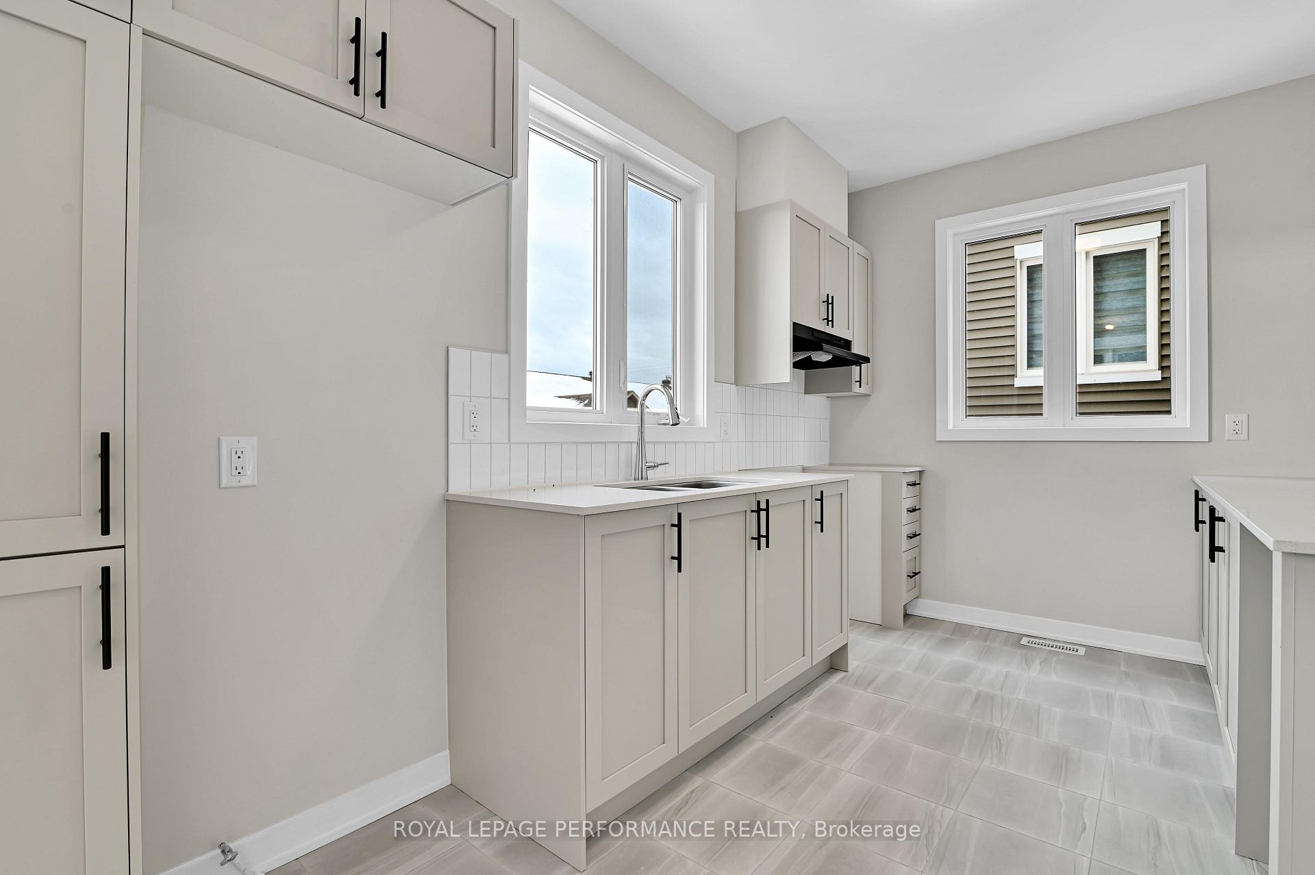 Photo 10 of 357 Falsetto Street E, Ottawa, Mer Bleue/Bradley Estates/Anderson Park — HOMEH