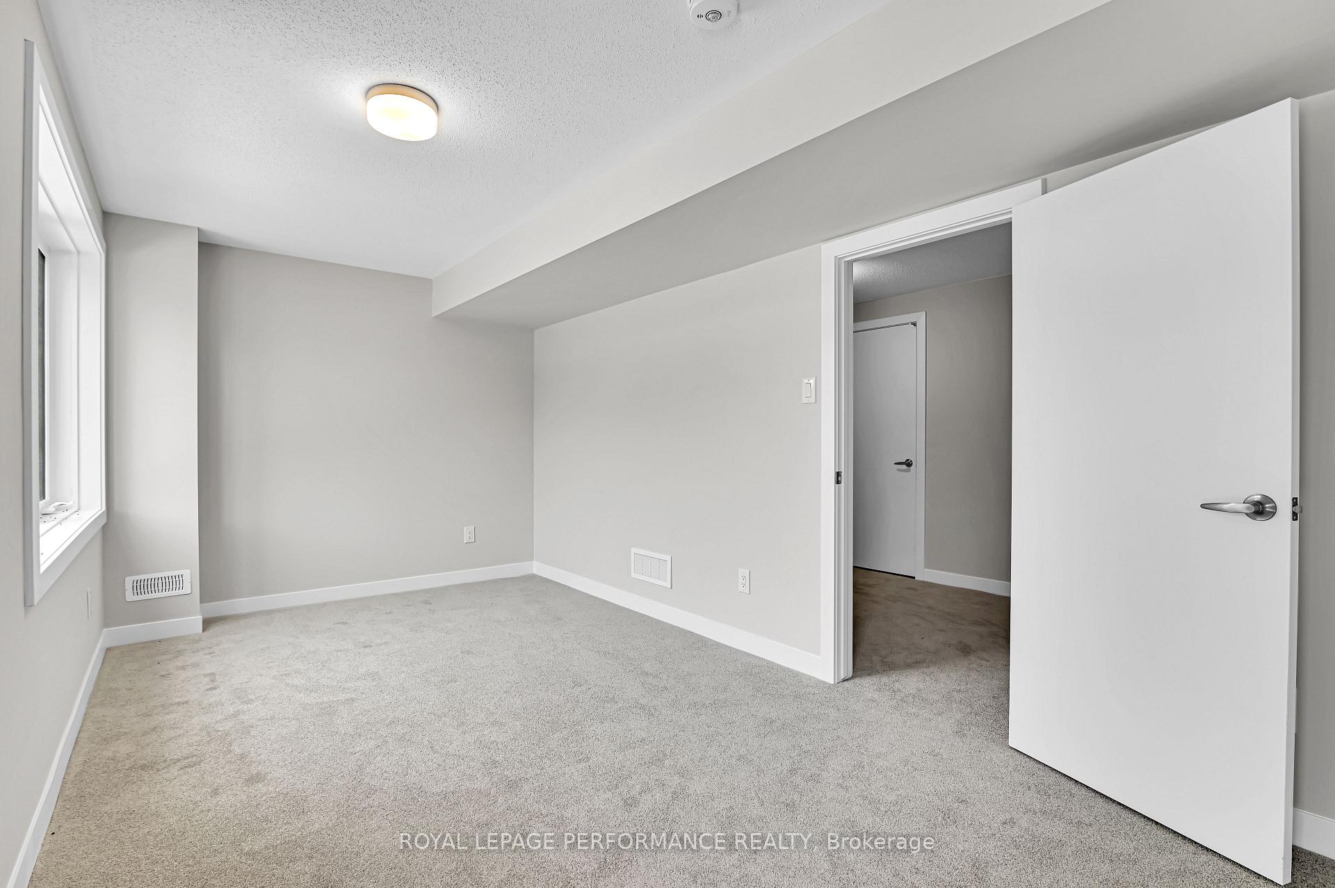 Photo 29 of 357 Falsetto Street E, Ottawa, Mer Bleue/Bradley Estates/Anderson Park — HOMEH