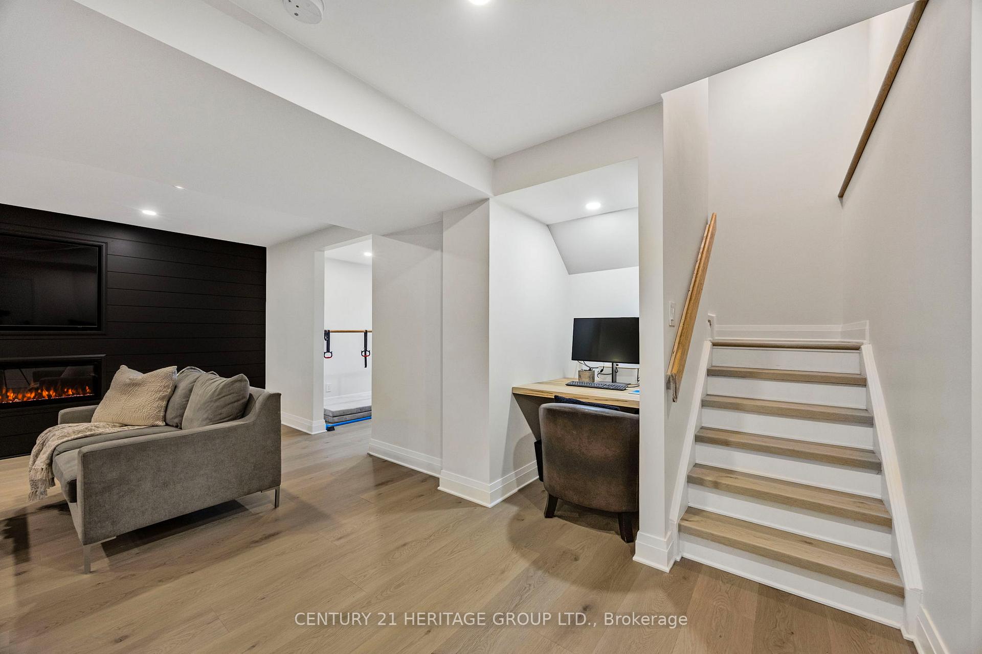 Photo 30 of 56 Gould Crescent, New Tecumseth, Tottenham — HOMEH