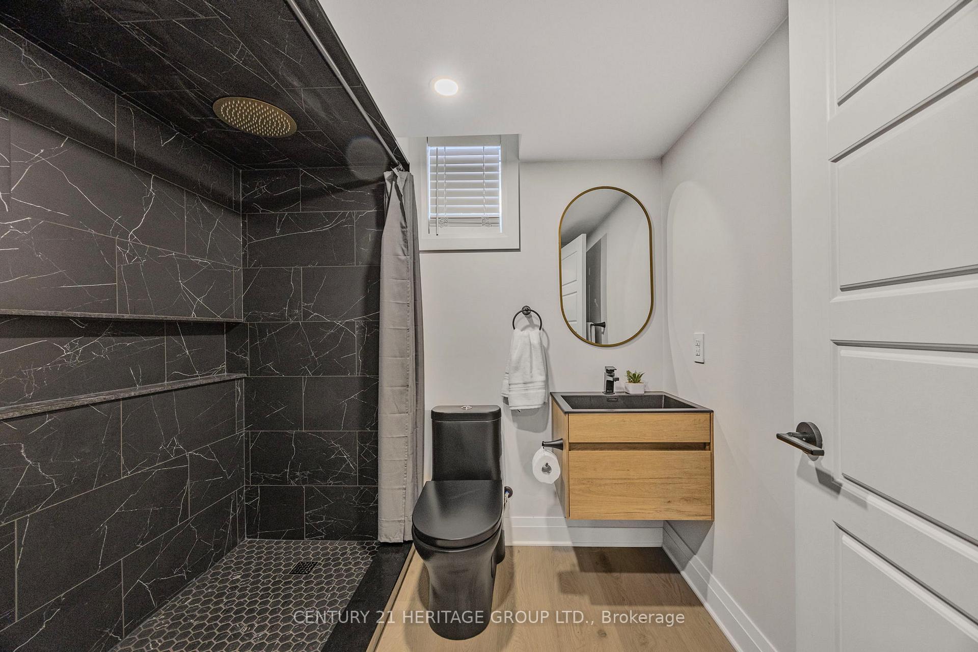 Photo 36 of 56 Gould Crescent, New Tecumseth, Tottenham — HOMEH