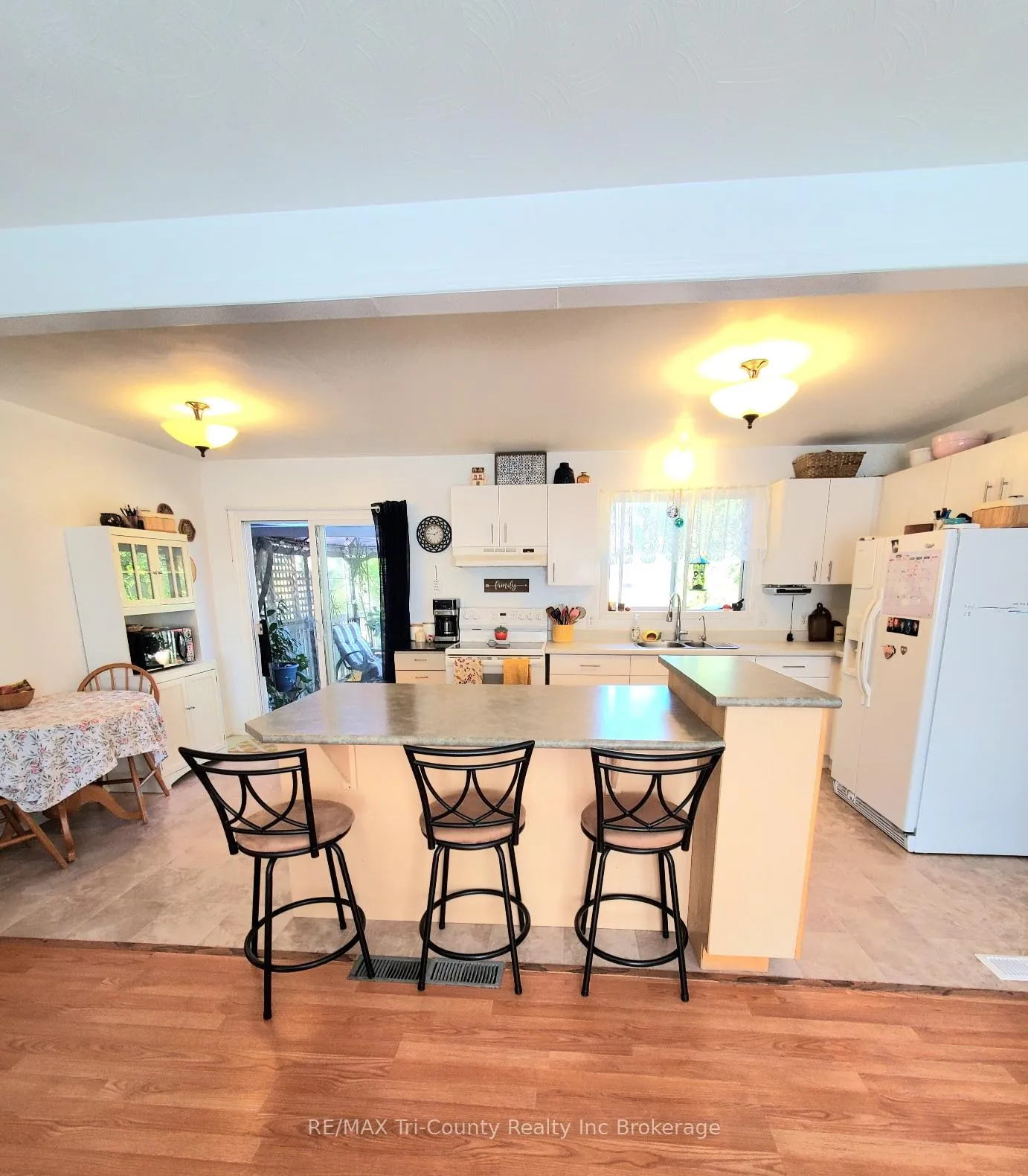 Photo 4 of 5 Rosemarie Boulevard, Norfolk, Wyecombe — HOMEH
