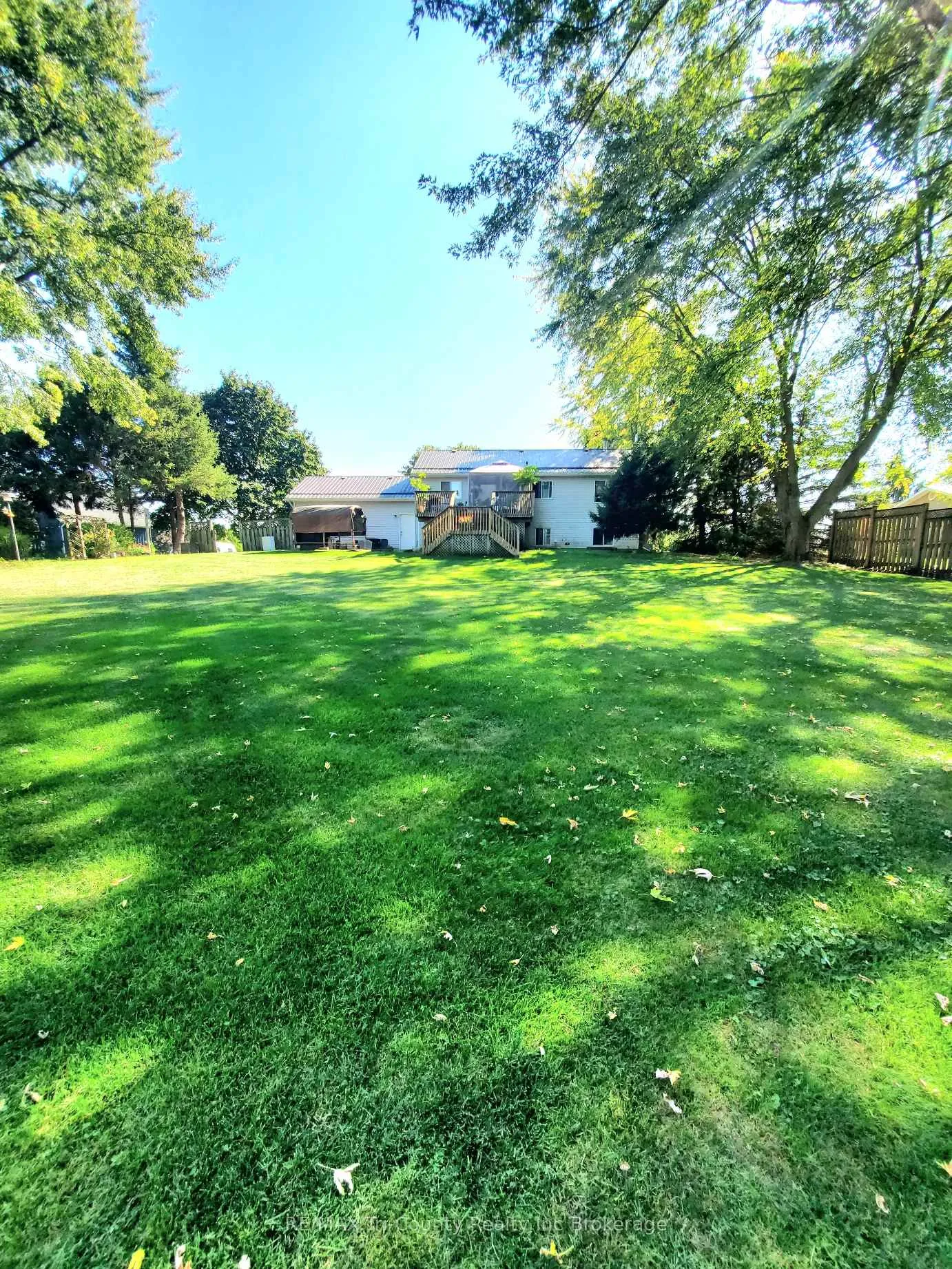 Photo 33 of 5 Rosemarie Boulevard, Norfolk, Wyecombe — HOMEH