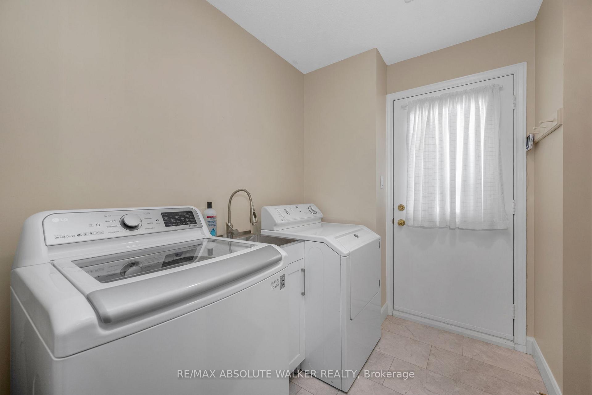 Photo 22 of 763 Montcrest Drive, Ottawa, Fallingbrook/Ridgemount — HOMEH