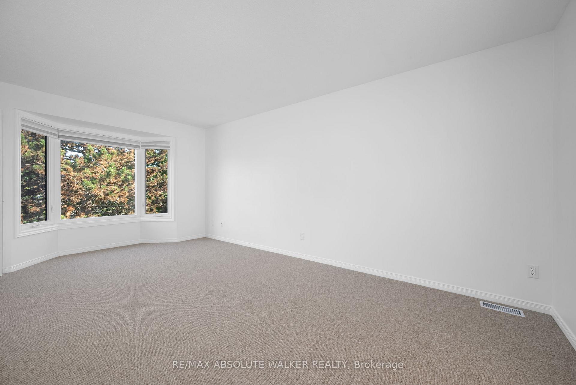 Photo 26 of 763 Montcrest Drive, Ottawa, Fallingbrook/Ridgemount — HOMEH