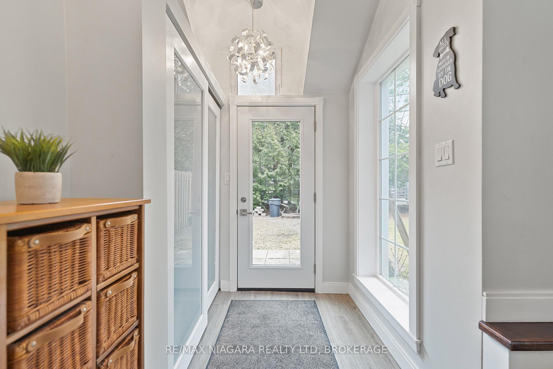 Photo 2 of 772 Canboro Road, Pelham, Fenwick — HOMEH