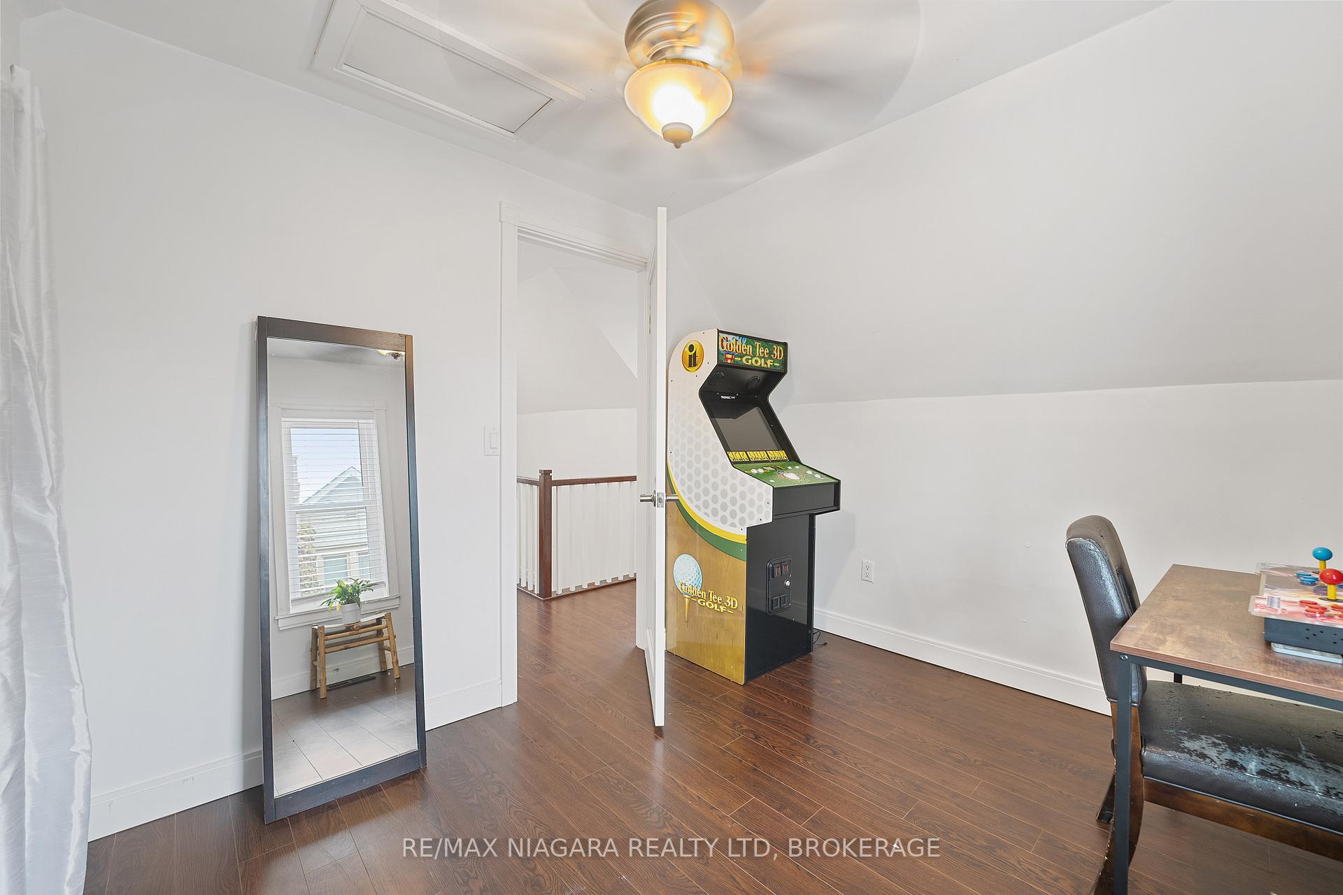 Photo 18 of 772 Canboro Road, Pelham, Fenwick — HOMEH
