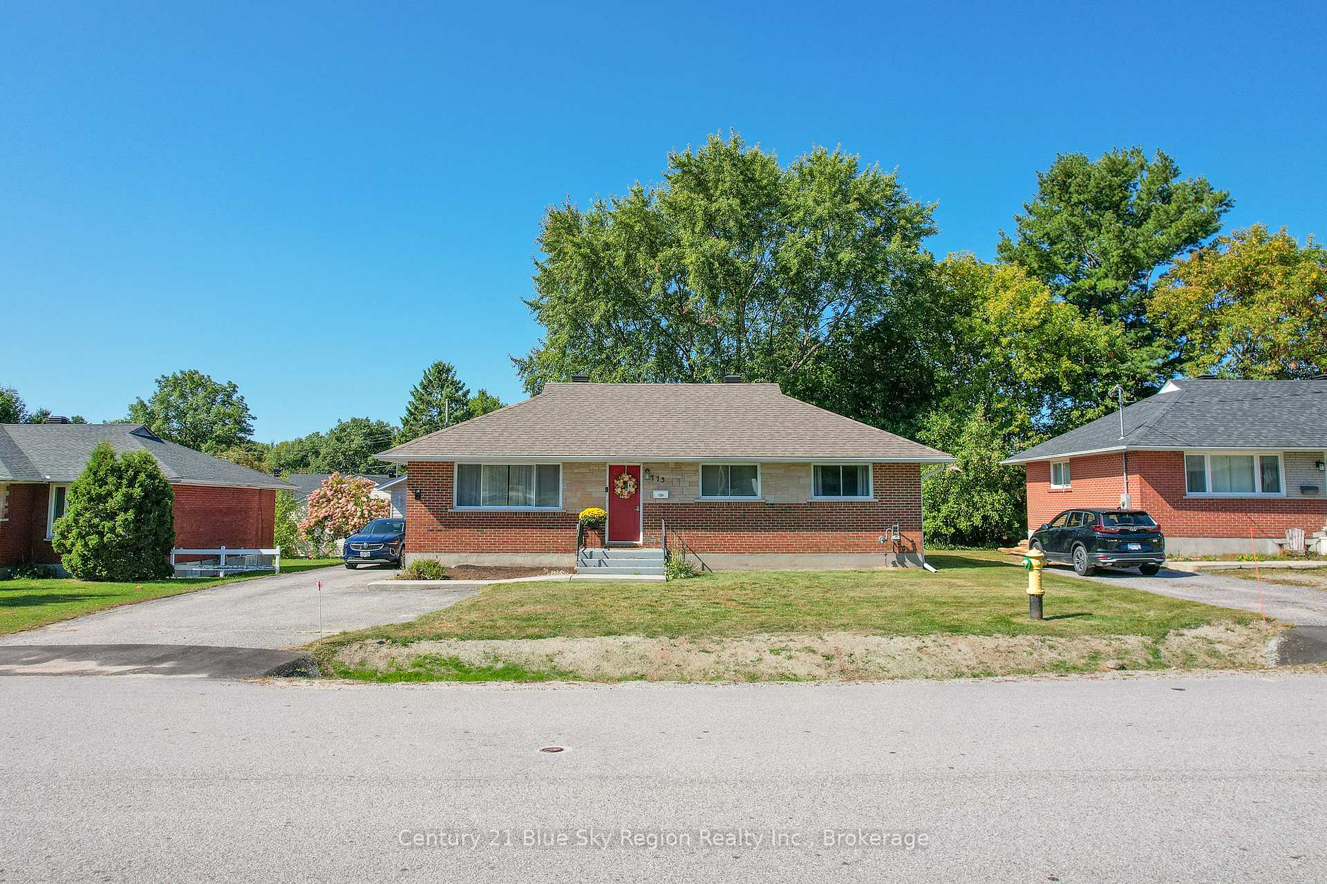 Photo 3 of 773 Mckay Avenue, North Bay, Widdifield — HOMEH
