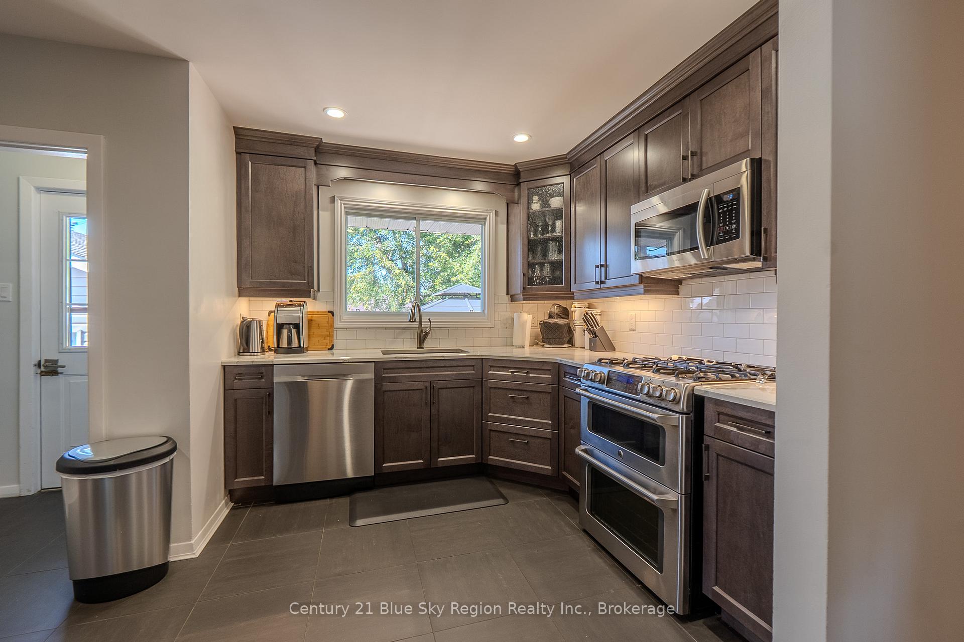 Photo 15 of 773 Mckay Avenue, North Bay, Widdifield — HOMEH