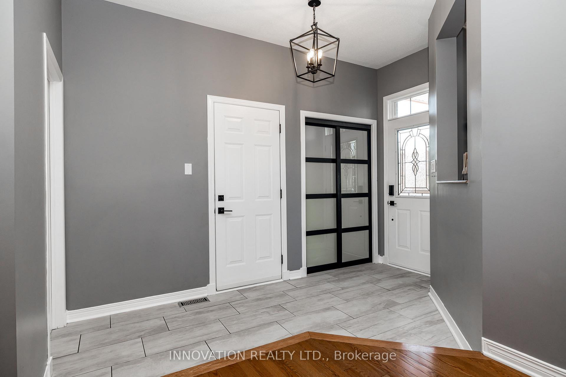 Photo 4 of 1940 Lobelia Way, Ottawa, Springridge/East Village — HOMEH