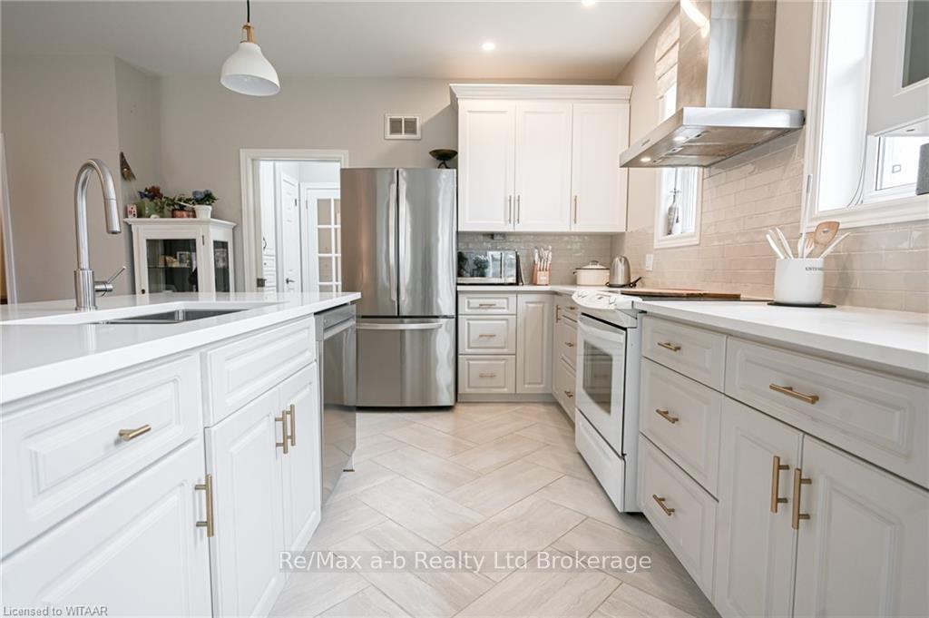 Photo 5 of 6 Maple Street, Norwich, Otterville — HOMEH