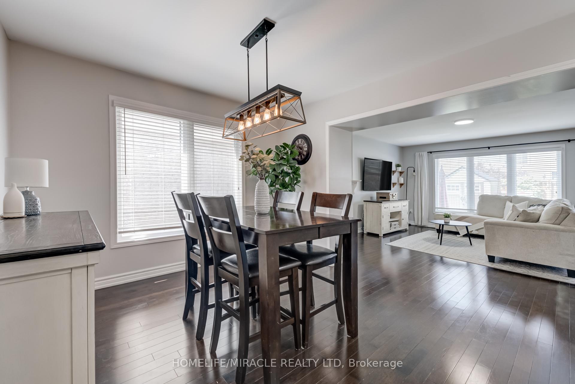 Photo 13 of 75 Kidd Crescent, New Tecumseth, Alliston — HOMEH