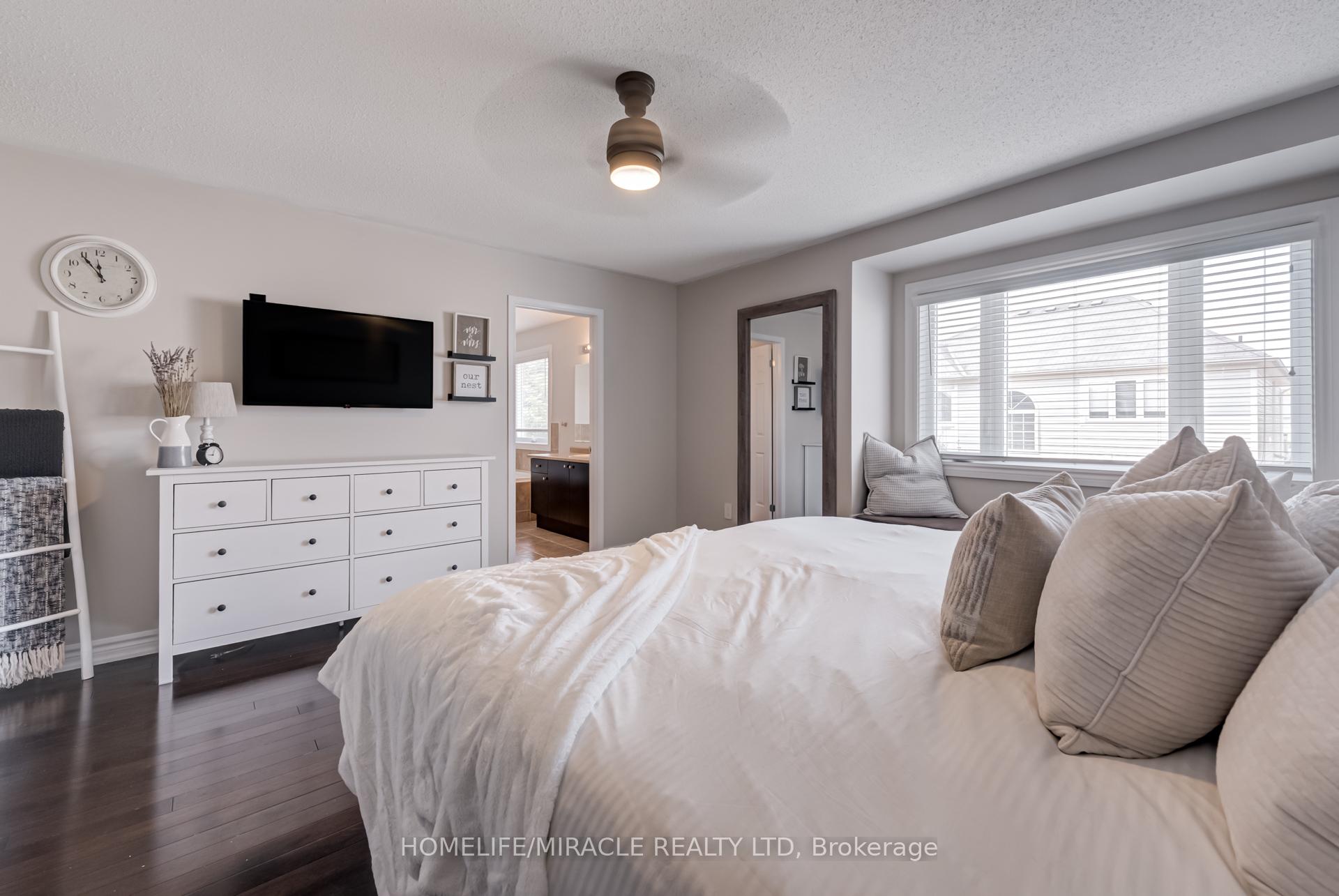 Photo 19 of 75 Kidd Crescent, New Tecumseth, Alliston — HOMEH