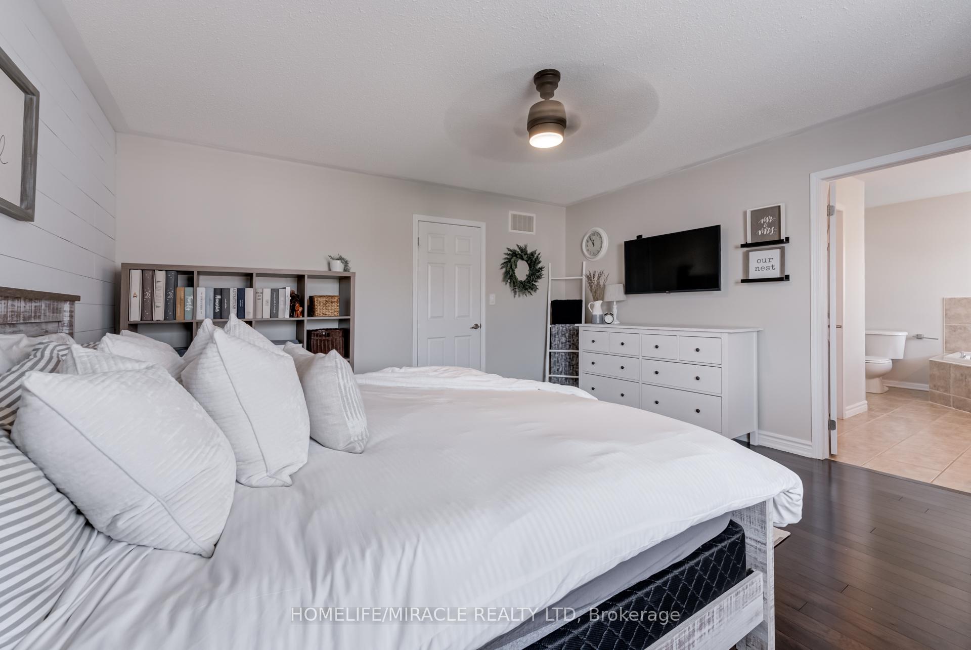 Photo 21 of 75 Kidd Crescent, New Tecumseth, Alliston — HOMEH