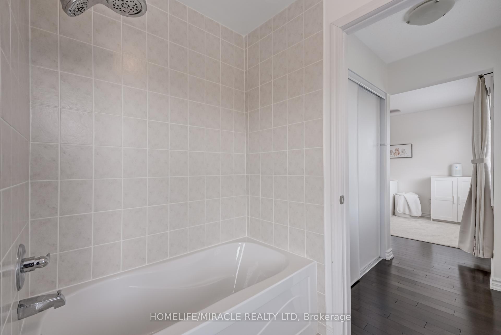 Photo 32 of 75 Kidd Crescent, New Tecumseth, Alliston — HOMEH