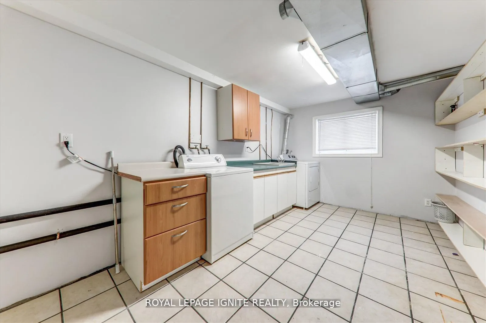 Photo 3 of Unit Bsmt, 1279 Northmount Street, Oshawa, Centennial — HOMEH