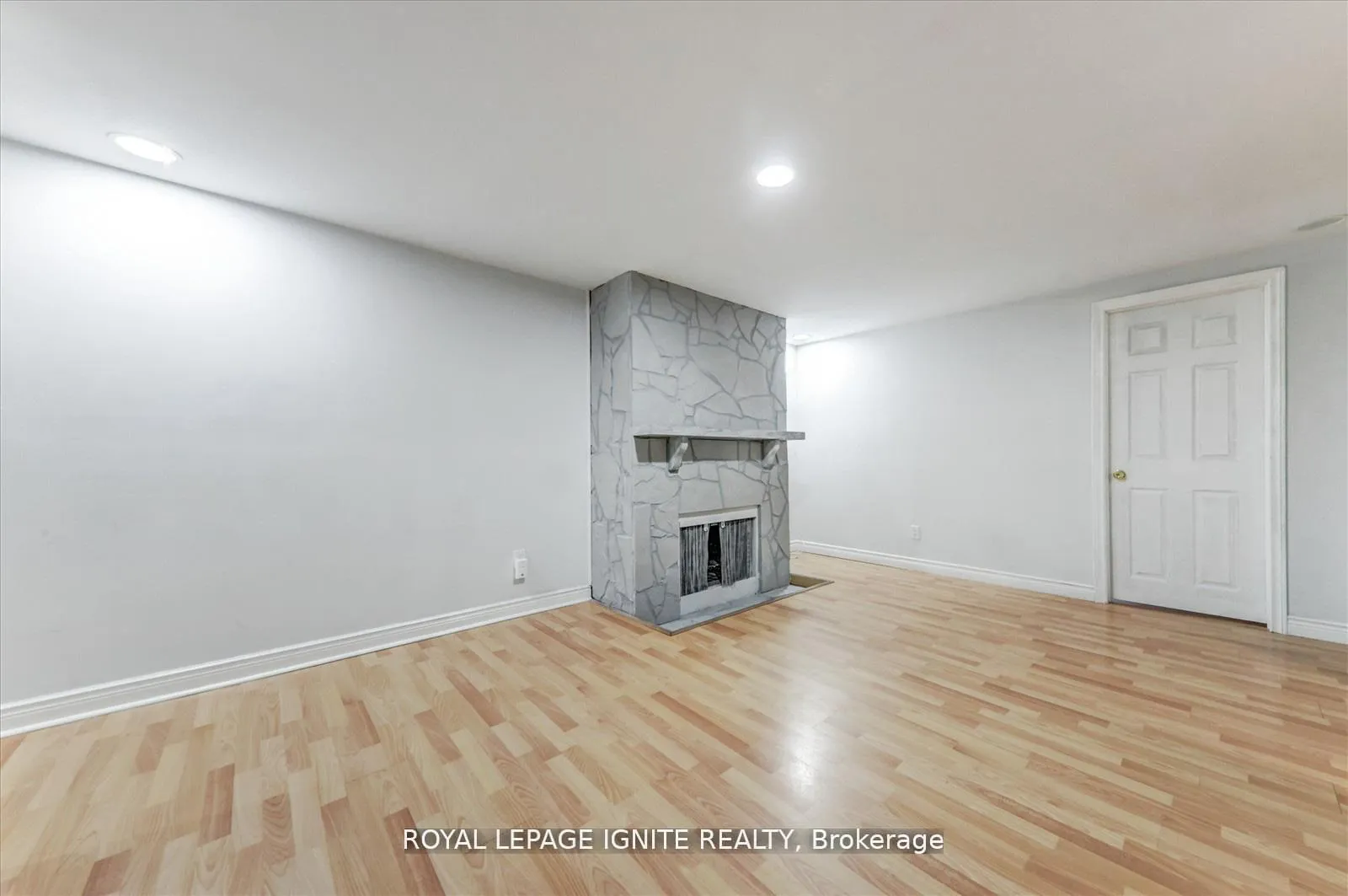 Photo 5 of Unit Bsmt, 1279 Northmount Street, Oshawa, Centennial — HOMEH