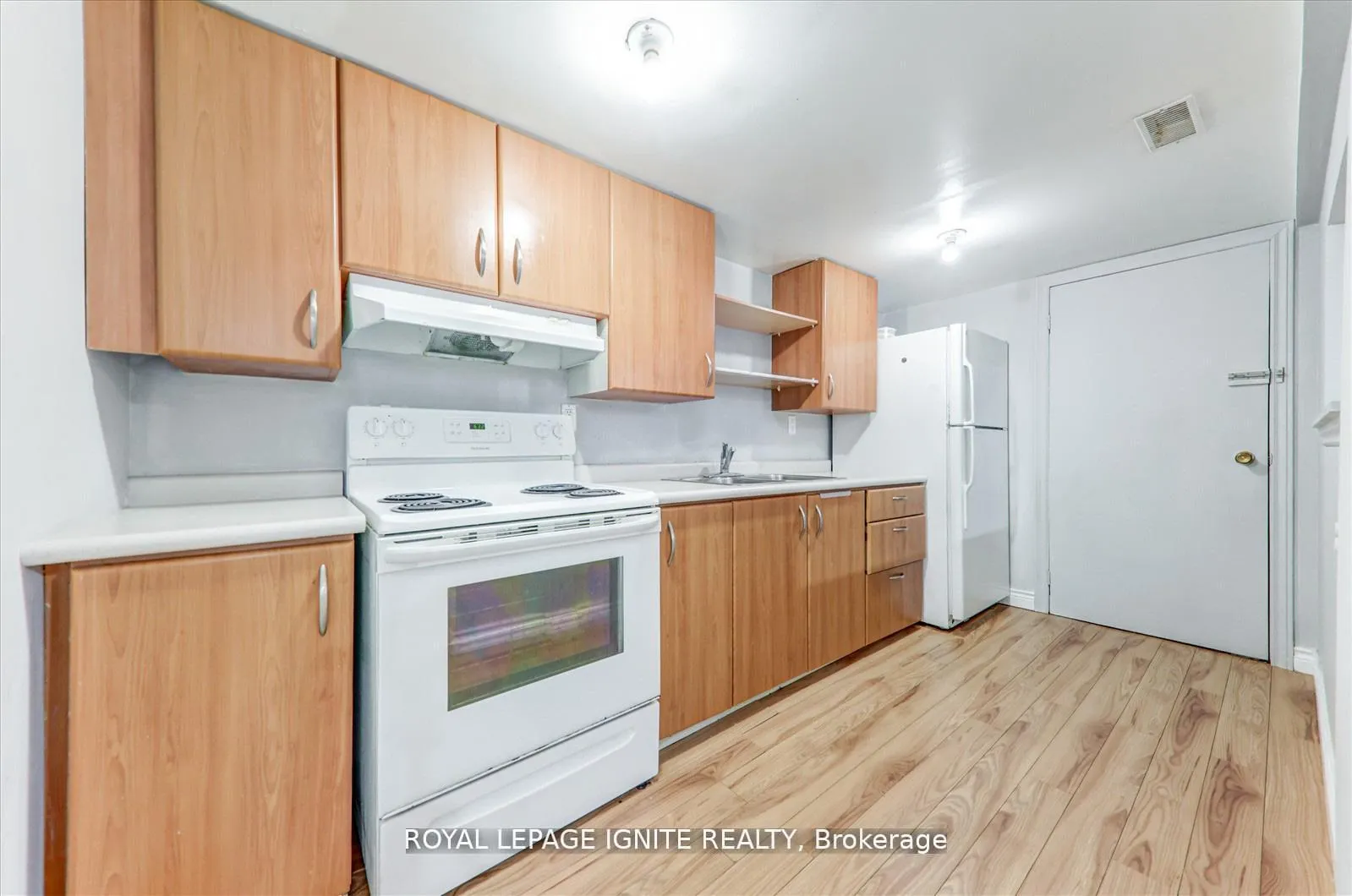 Photo 7 of Unit Bsmt, 1279 Northmount Street, Oshawa, Centennial — HOMEH