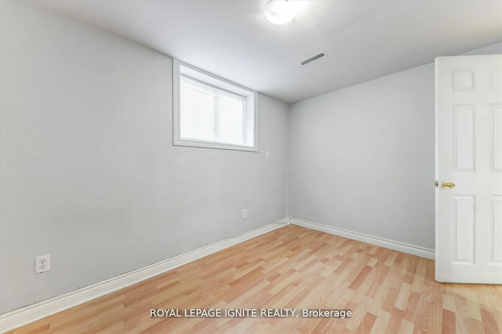 Photo 10 of Unit Bsmt, 1279 Northmount Street, Oshawa, Centennial — HOMEH